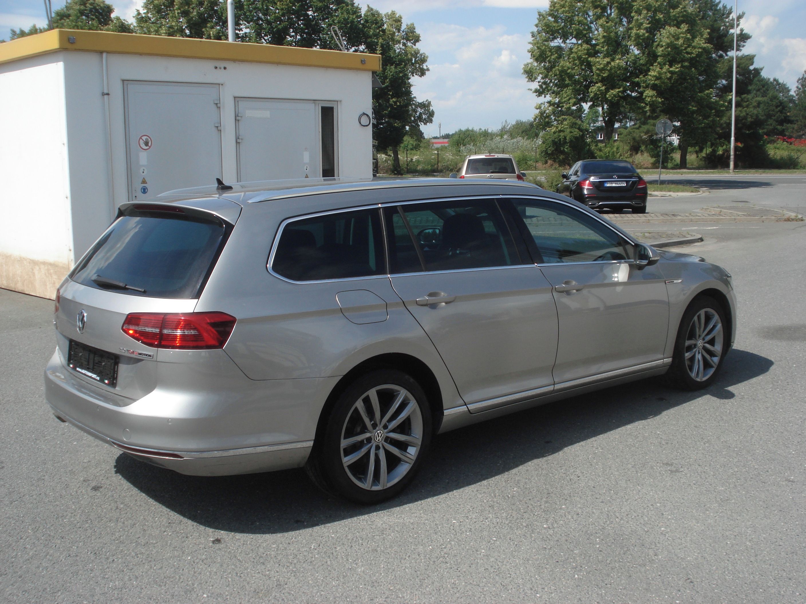 Volkswagen Passat, 2.0 TDi 4x4 140 KW HIGHLINE - fotka 6