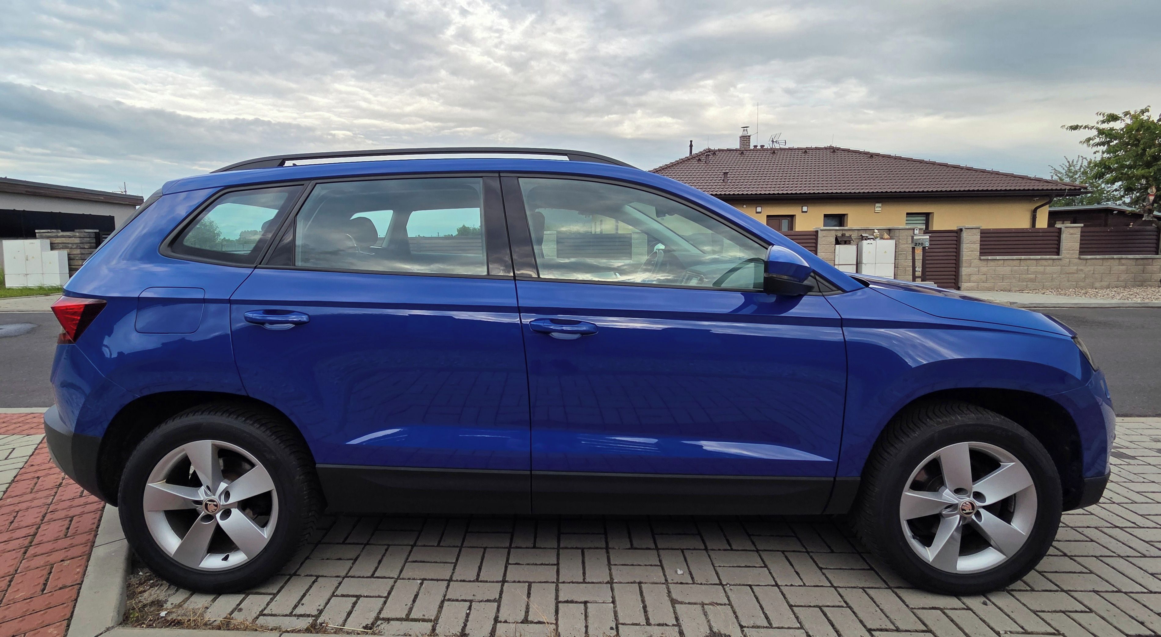 Škoda Karoq, 2.0 TDI DSG 4x4 - fotka 2