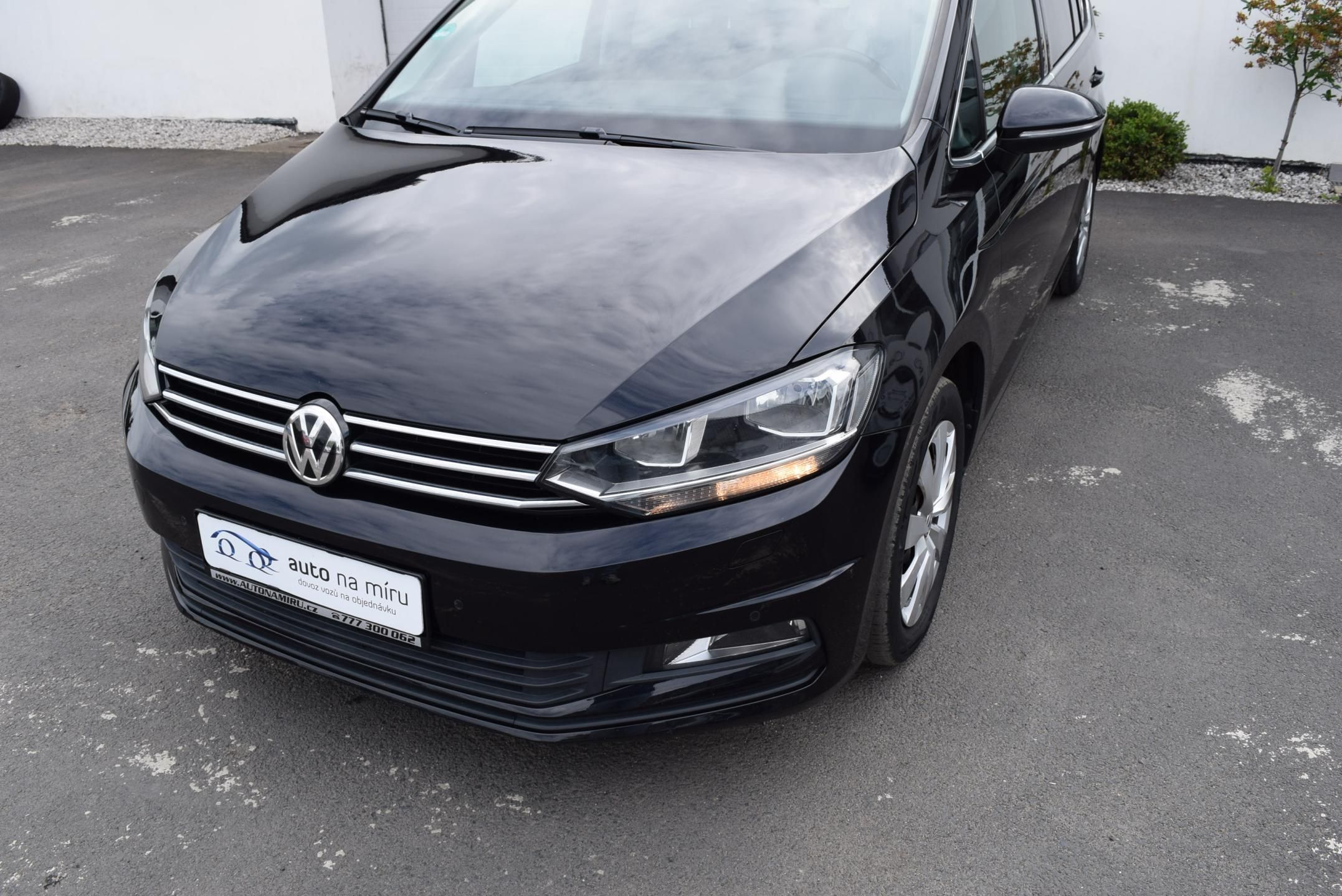 Volkswagen Touran, 1.4TSI 110kw CLBMT 7MÍST TAŽNÉ - fotka 2