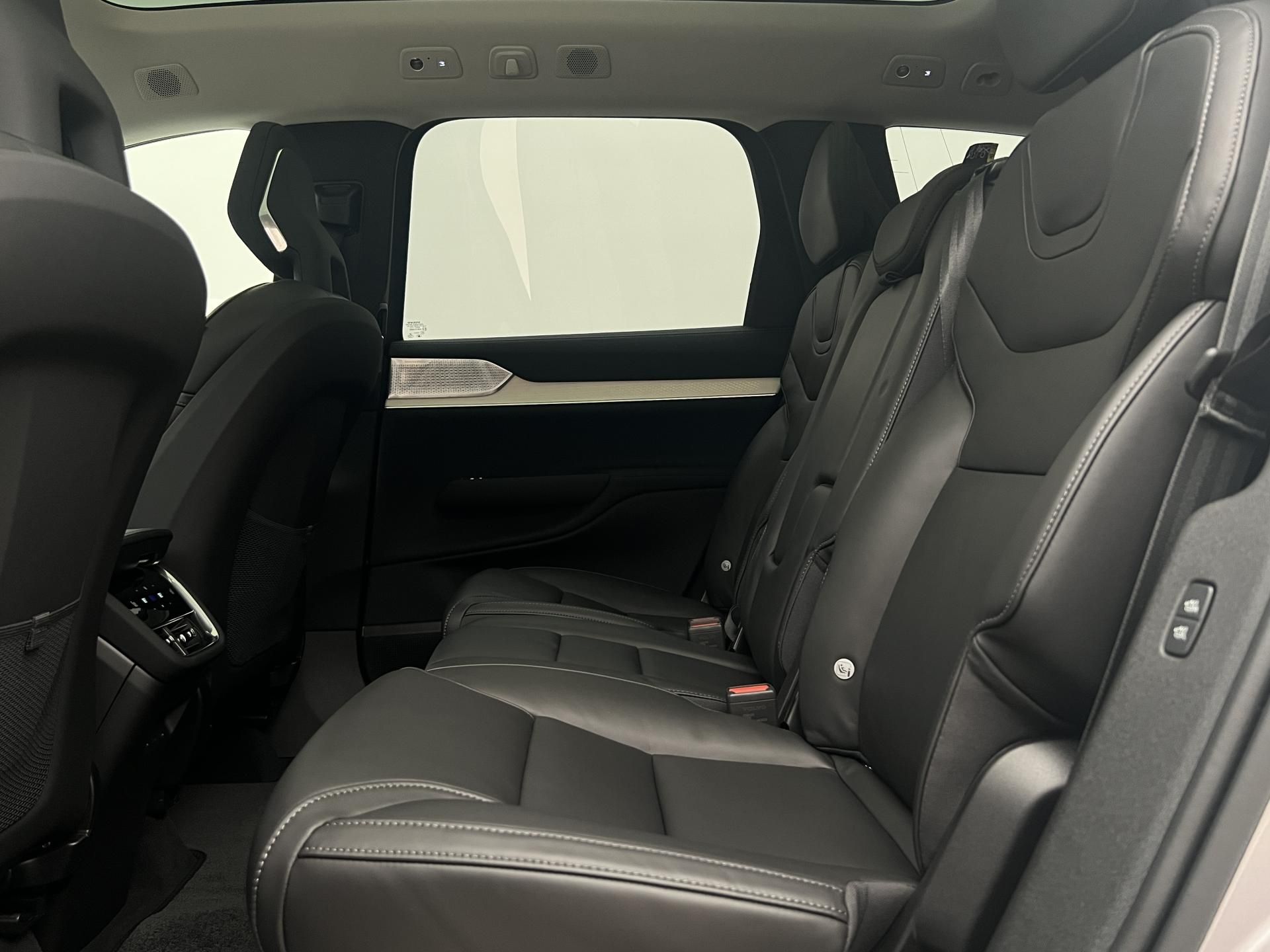 Volvo EX90, PURE TWIN PERFORMANCE ULTRA - fotka 5