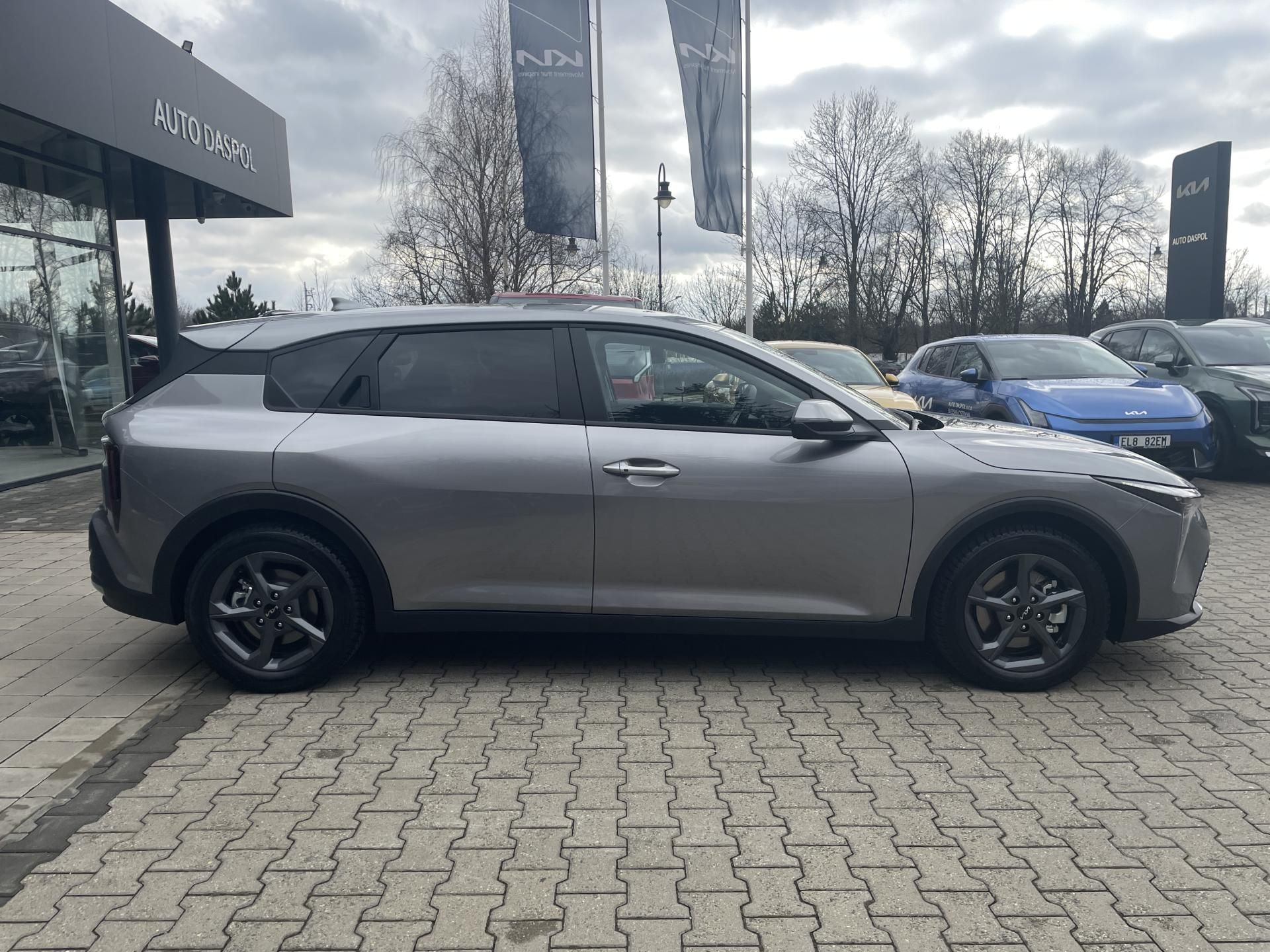 Kia K4, 1.0T-GDi 6MT SPIN - fotka 2