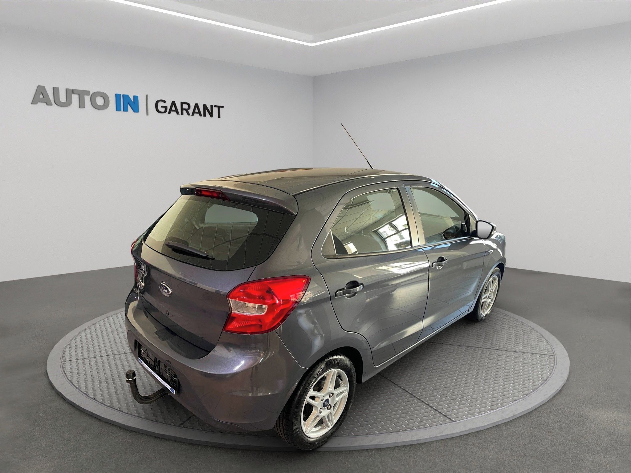 Ford KA+, Ultimate 1.2 Ti-VCT 63kW - fotka 3