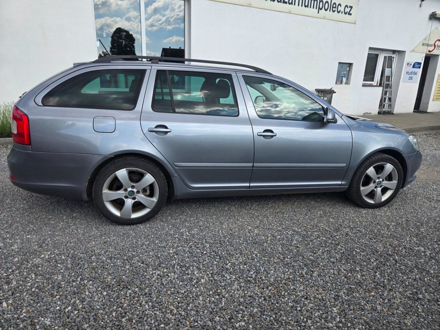 Škoda Octavia, 2.0 TDI - fotka 2