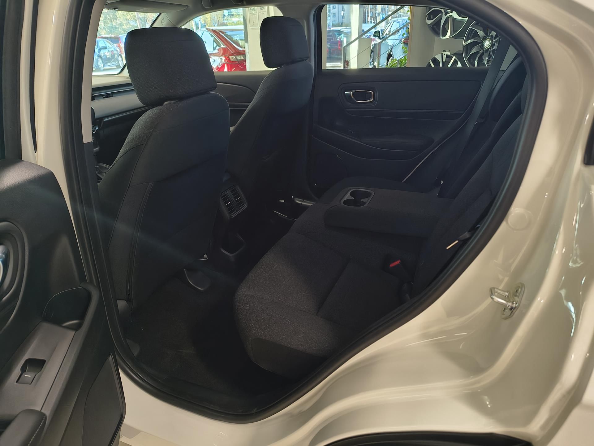 Honda HR-V, e:HEV 1.5 i-MMD Elegance 2027 - fotka 6