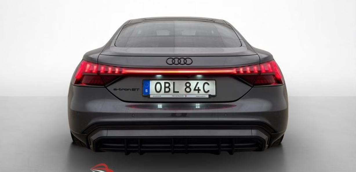 Audi e-tron GT, Q 360k HuD Vzduch Pano Matrix - fotka 5