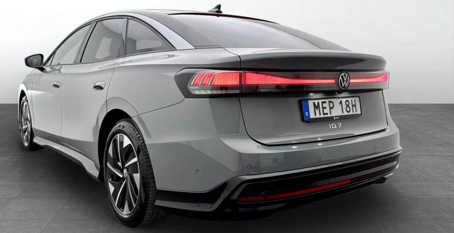 Volkswagen ID.7, Pro Matrix 360kam HuD Masáž - fotka 3