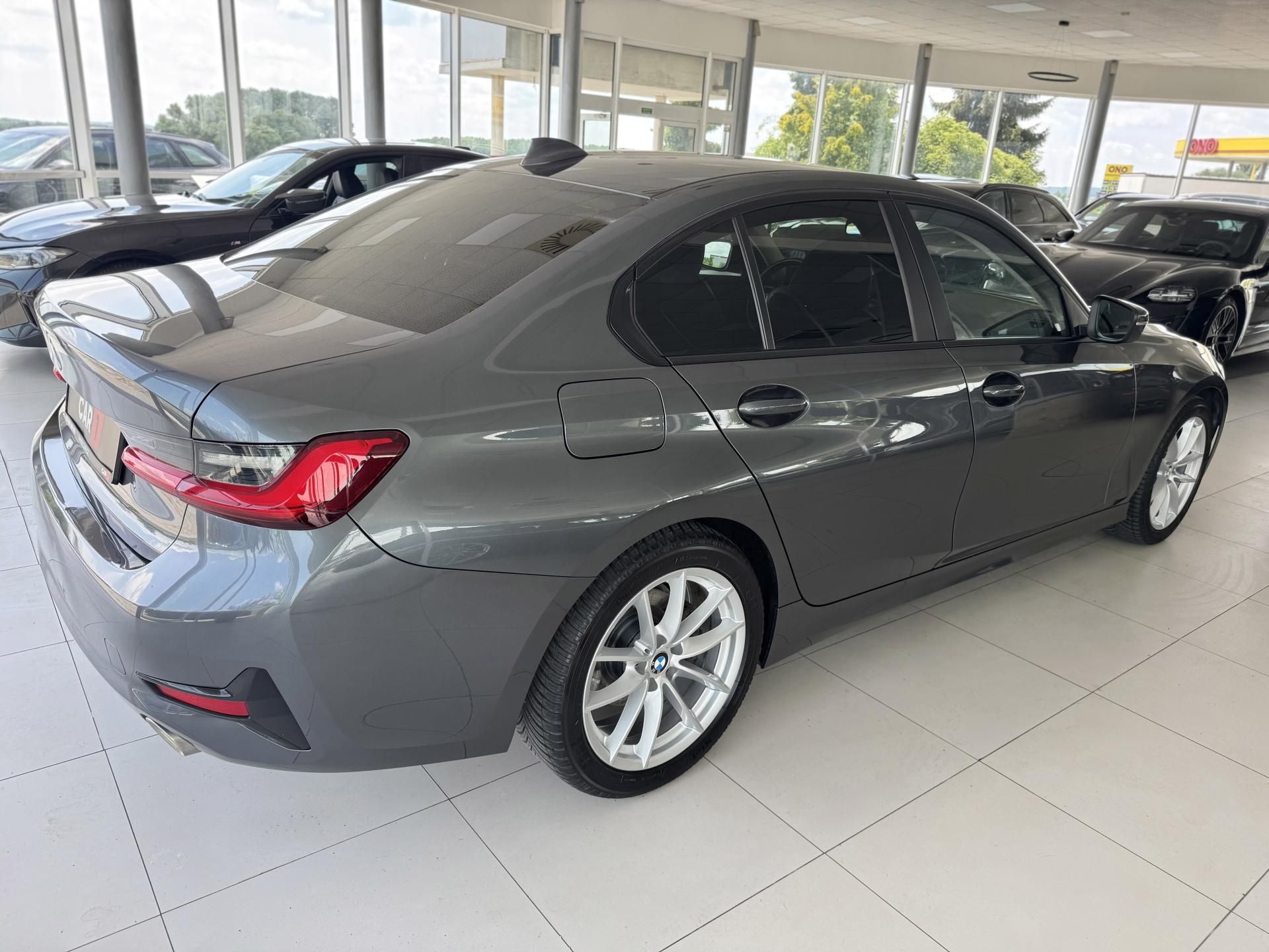 BMW Řada 3, 320d 140kW*Kůže*PlnýServis*Taž - fotka 5