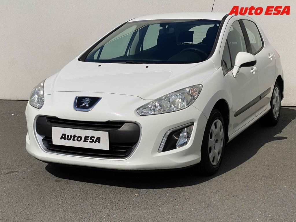 Peugeot 308, 1.4i,ČR,servis.kniha,AC - fotka 3