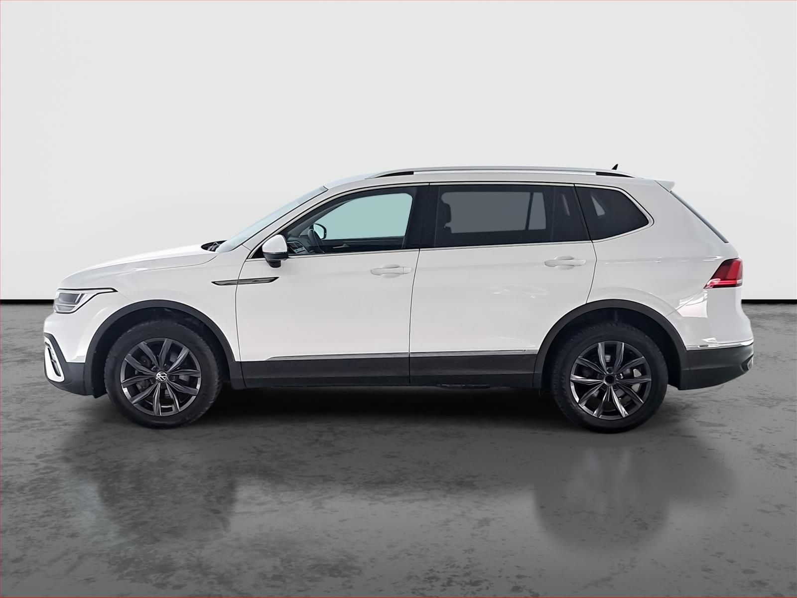 Volkswagen Tiguan Allspace, 1.5 TSI, Life, ČR,1.maj - fotka 3