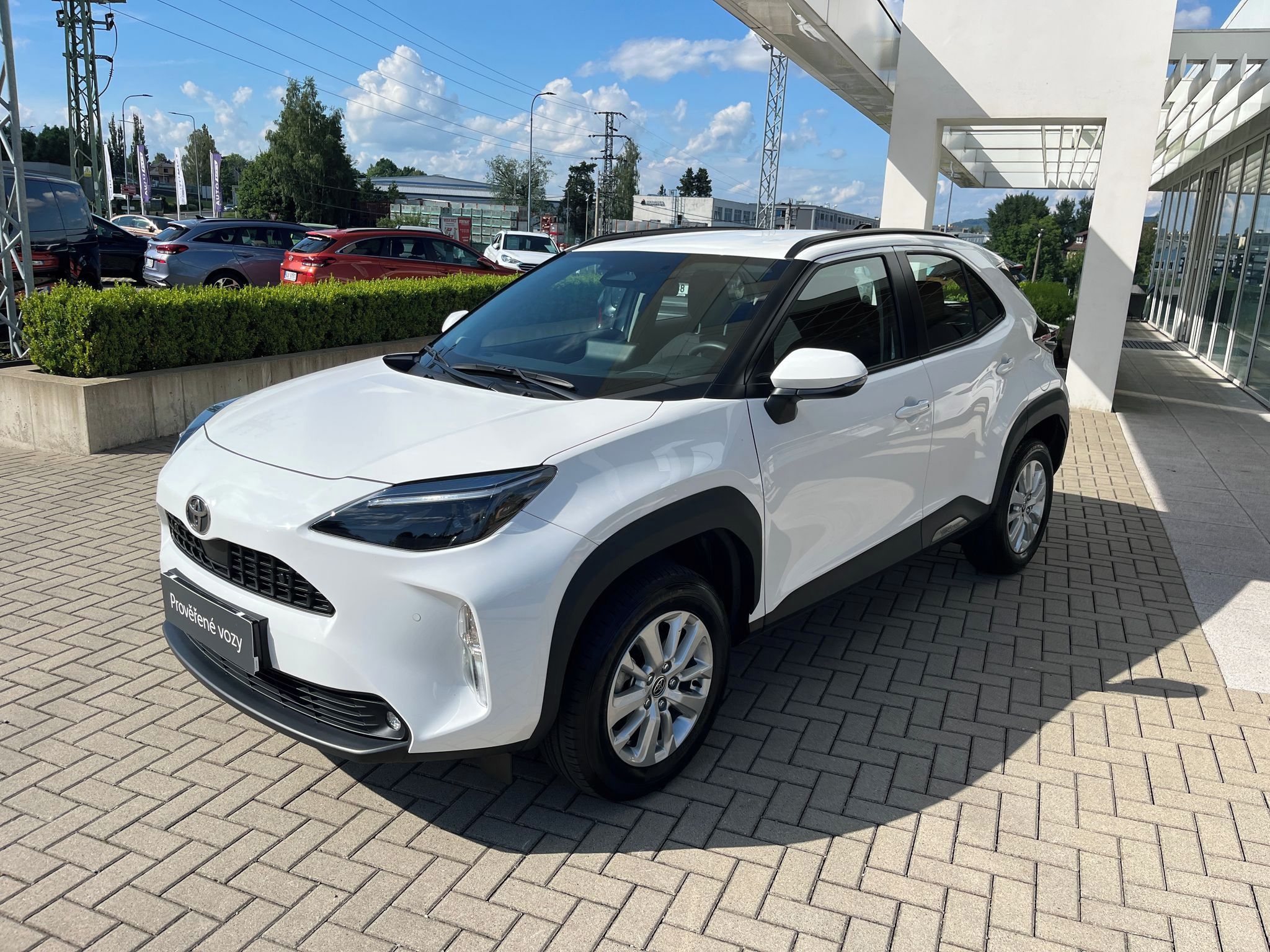 Toyota Yaris Cross, 1.5 Hybrid e-CVT Comfort - fotka 3