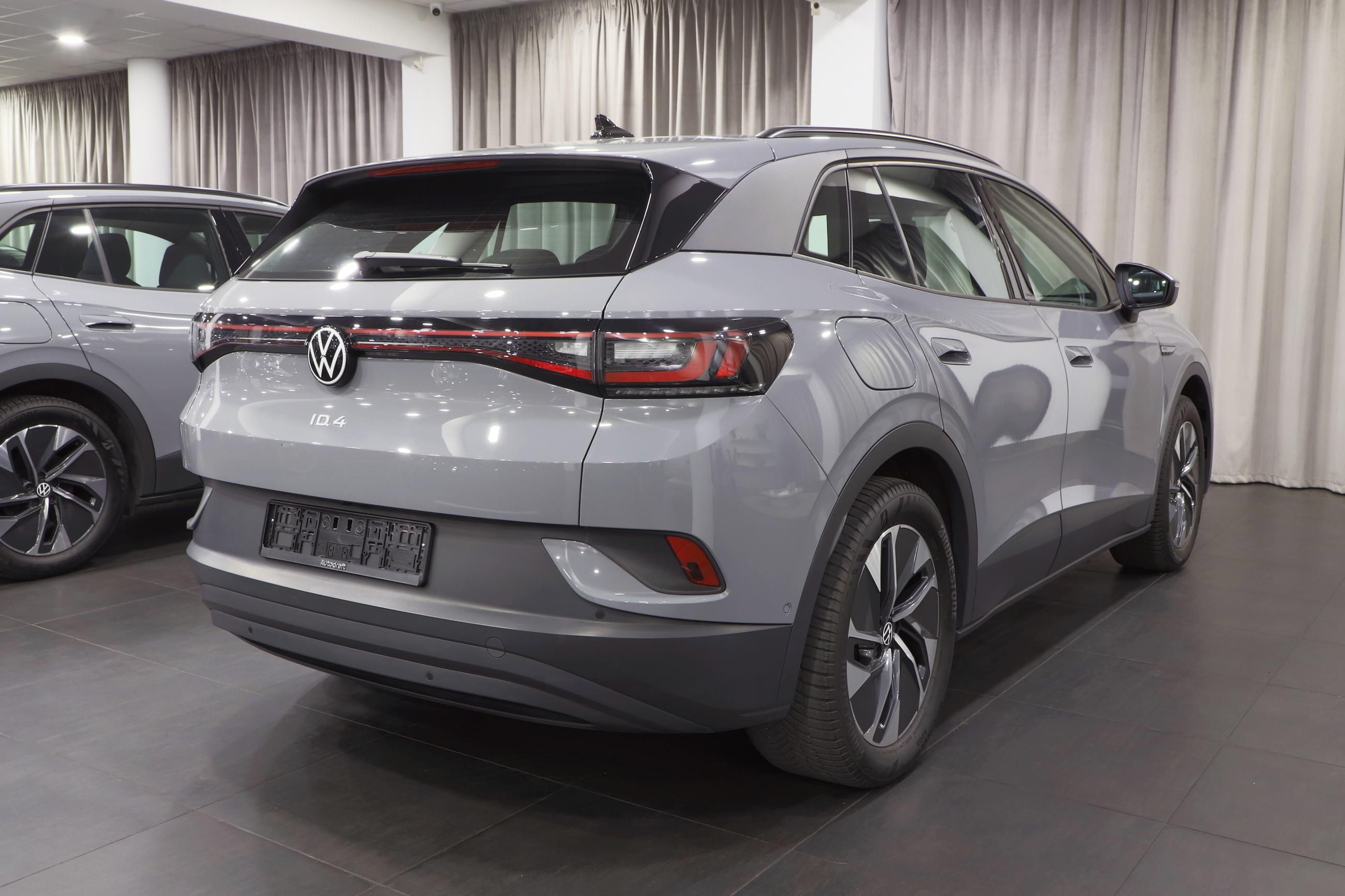 Volkswagen ID.4, ID.4 Pro 150kW / ALU 19'' - fotka 4