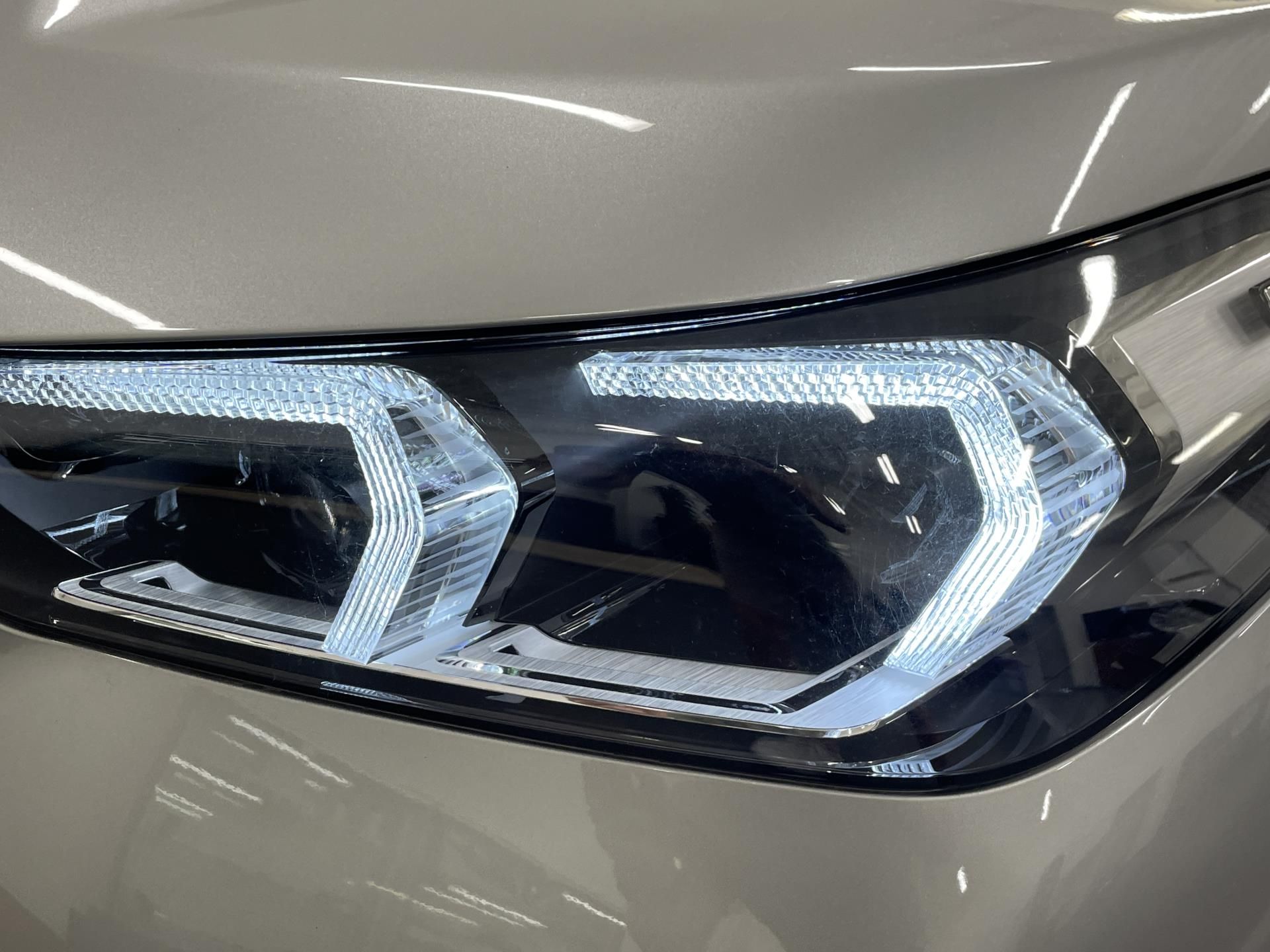 BMW X1, X1 sDrive18i Mpaket - fotka 5