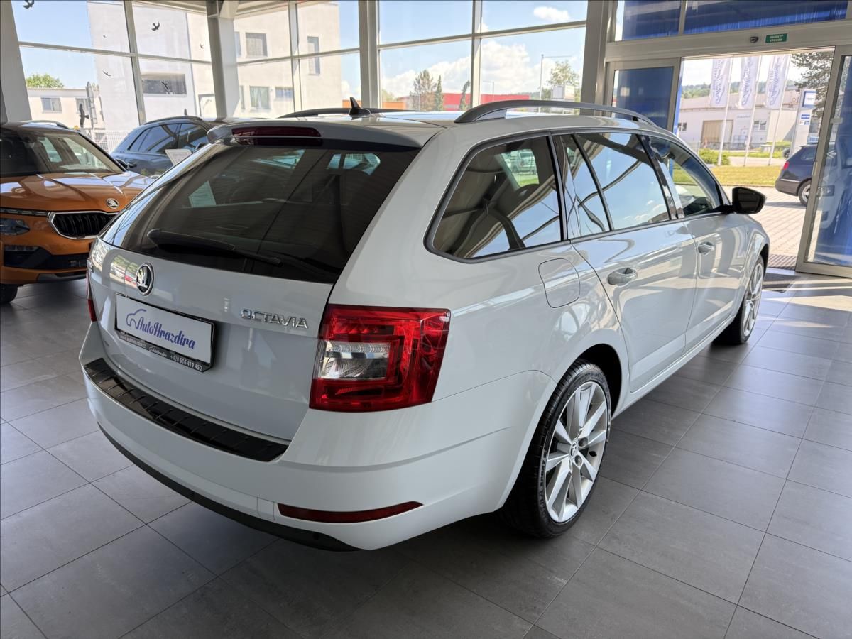 Škoda Octavia, 2,0   TDI 110kW,DSG,SOLEIL,1.M - fotka 6