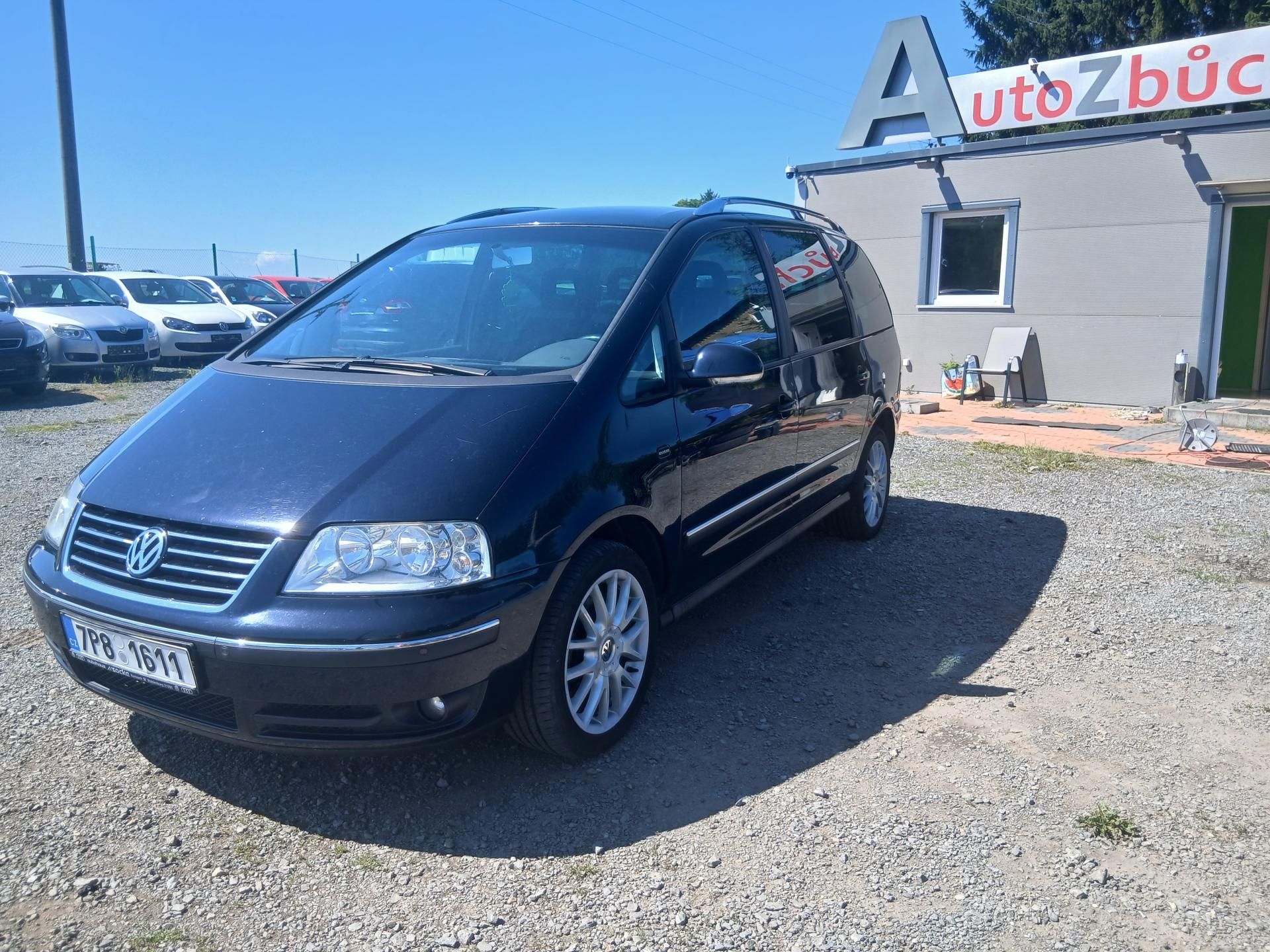 Volkswagen Sharan, 2.0 TDI, 7 míst, tažné