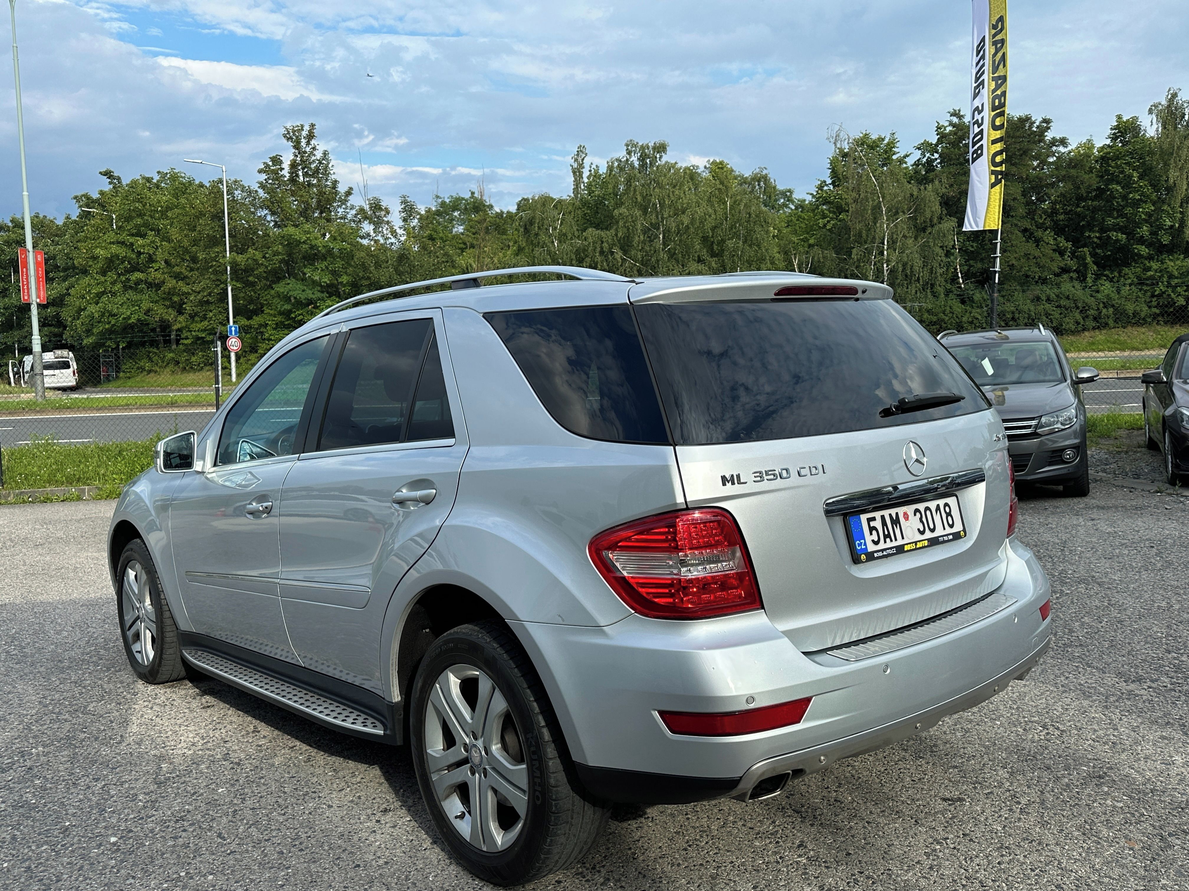 Mercedes-Benz ML, Mercedes-Benz ML 350 2011 - fotka 6