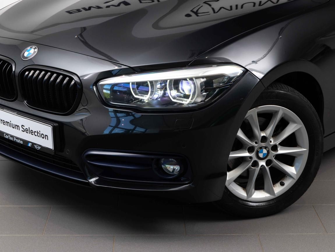 BMW Řada 1, 118i - fotka 6