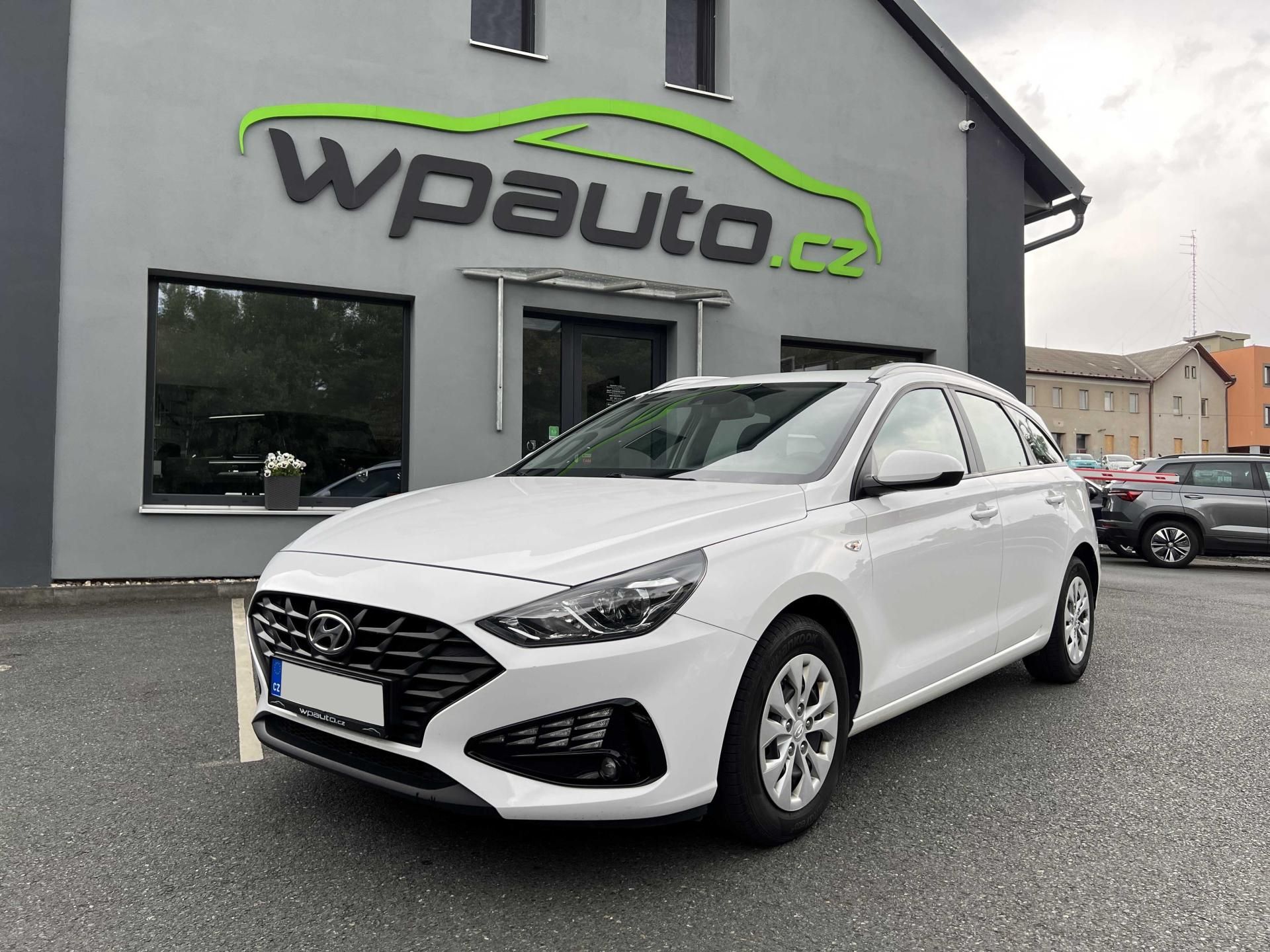 Hyundai i30, 1.5 DPi 81 kW 1.MAJ SERVISKA - fotka 6