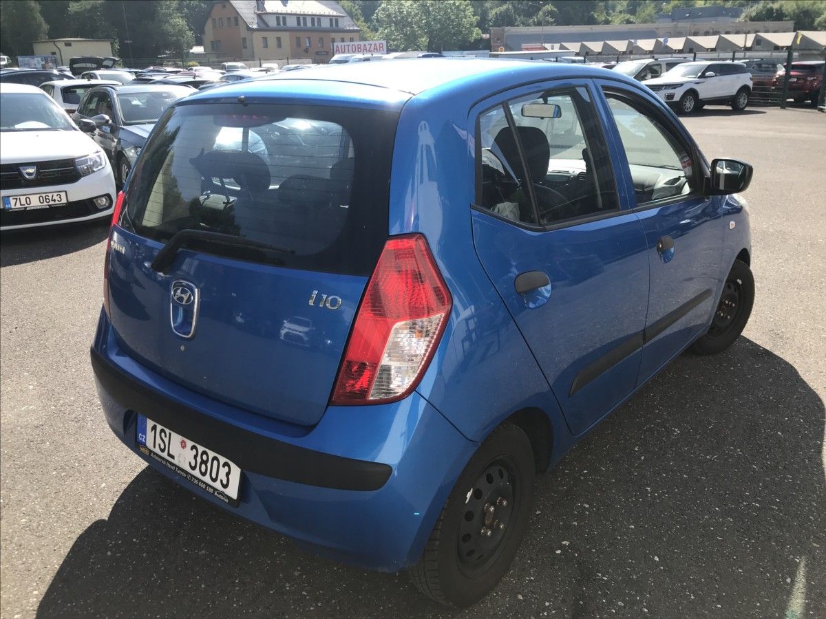 Hyundai i10, 1,1 i 48kW 5dv. ABS - fotka 4