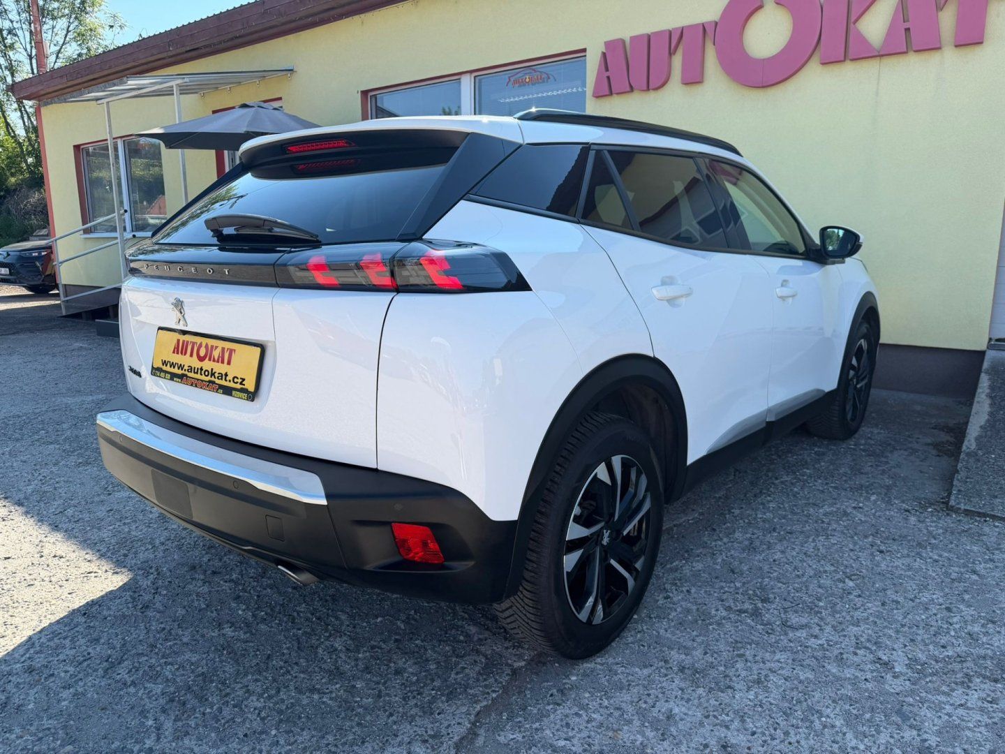 Peugeot 2008, 1.5 HDI 96kW/Serv.Knih/1MAJ - fotka 3