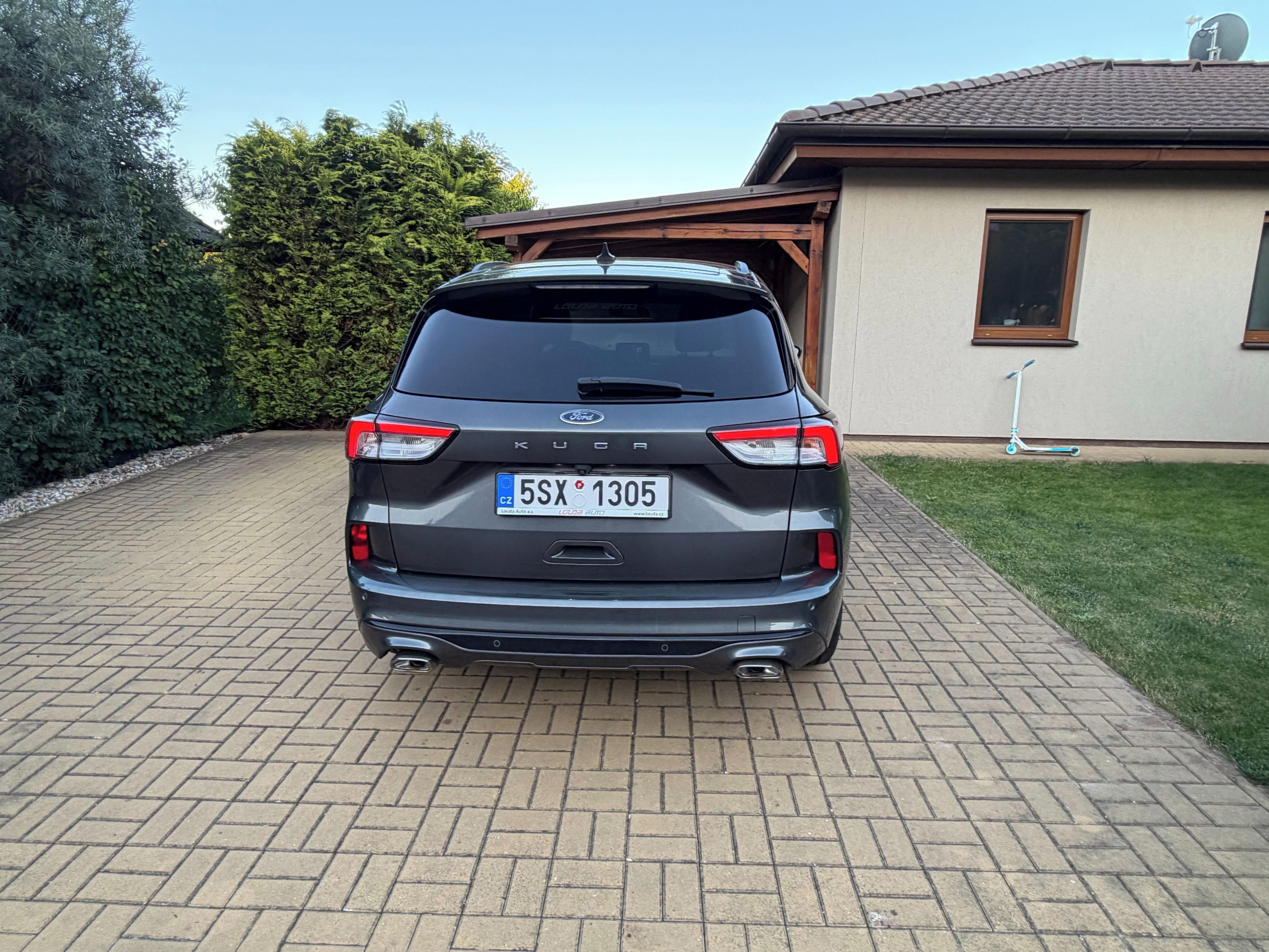 Ford Kuga, 1,5l eco blue, nafta - fotka 5