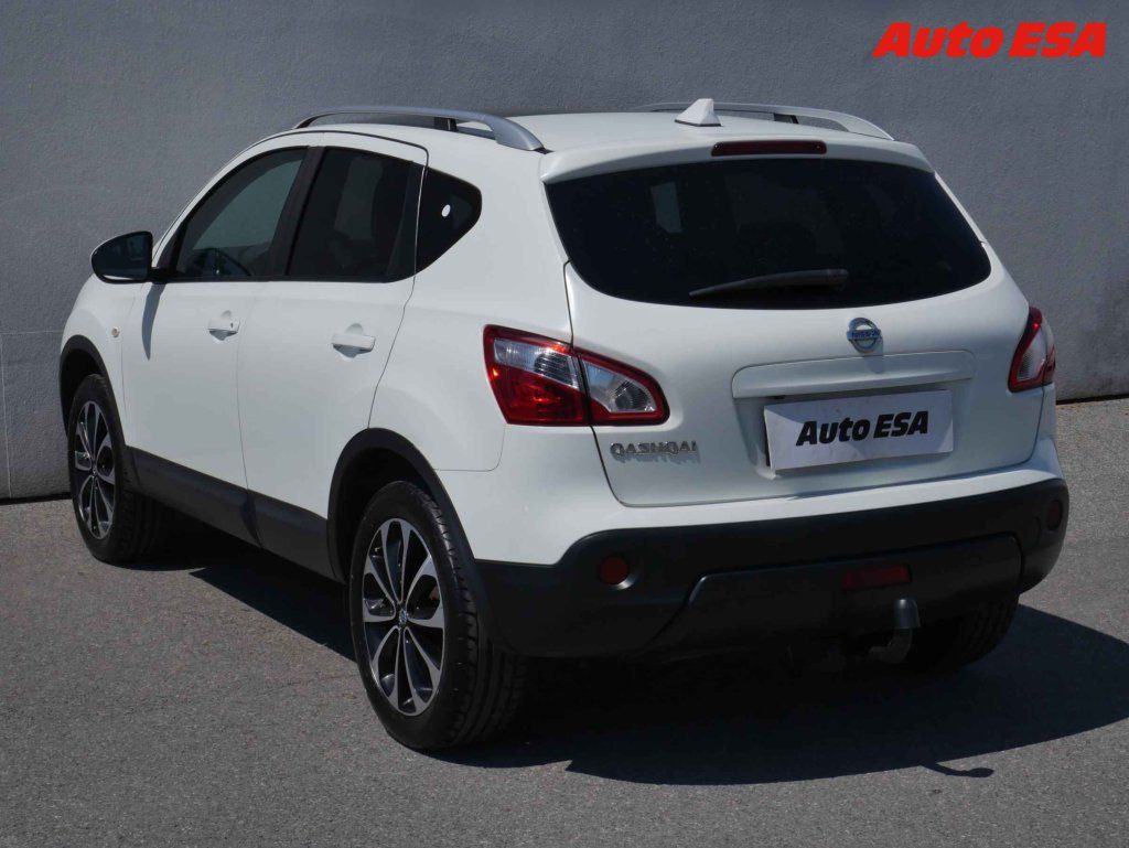 Nissan Qashqai, 1.6 16V,ČR - fotka 6