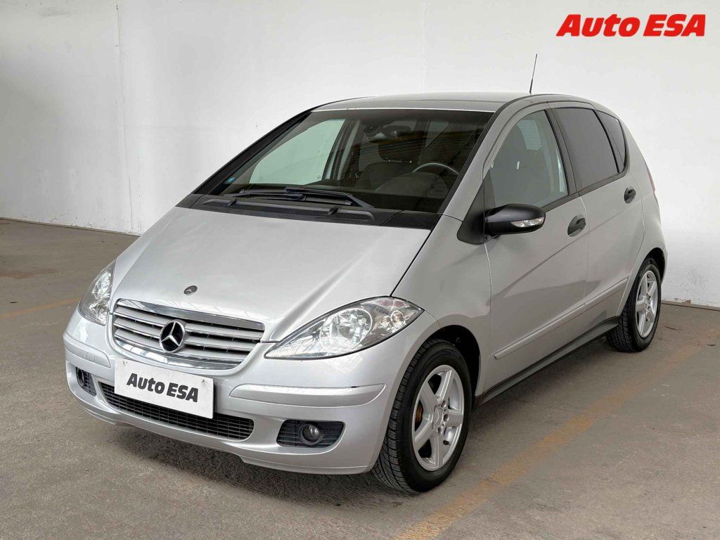 Mercedes-Benz Třídy A, 1.5i - fotka 3