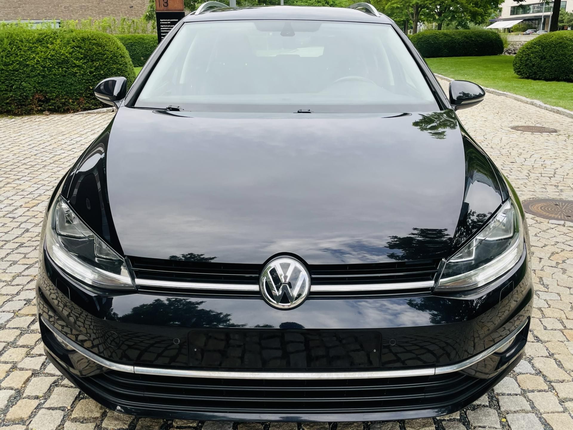 Volkswagen Golf, 1.0TSI MANUÁL VÝHŘEV TAŽNÉ - fotka 6