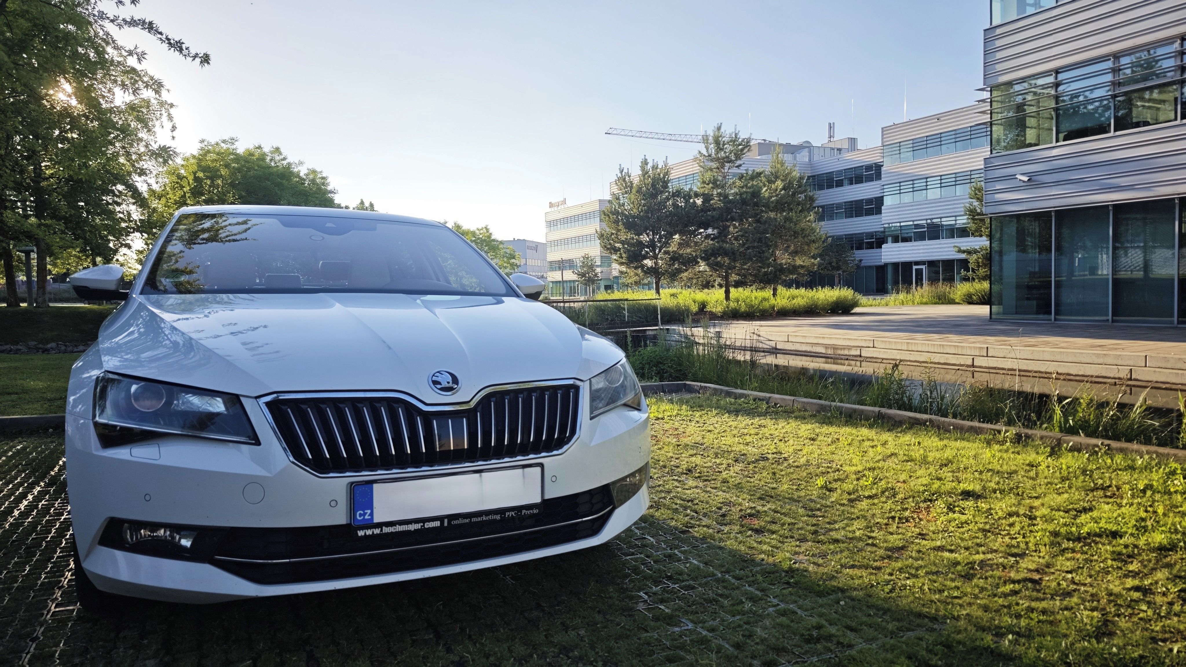 Škoda Superb, L&K 4x4 Reálná plná výbava, ČR - fotka 5