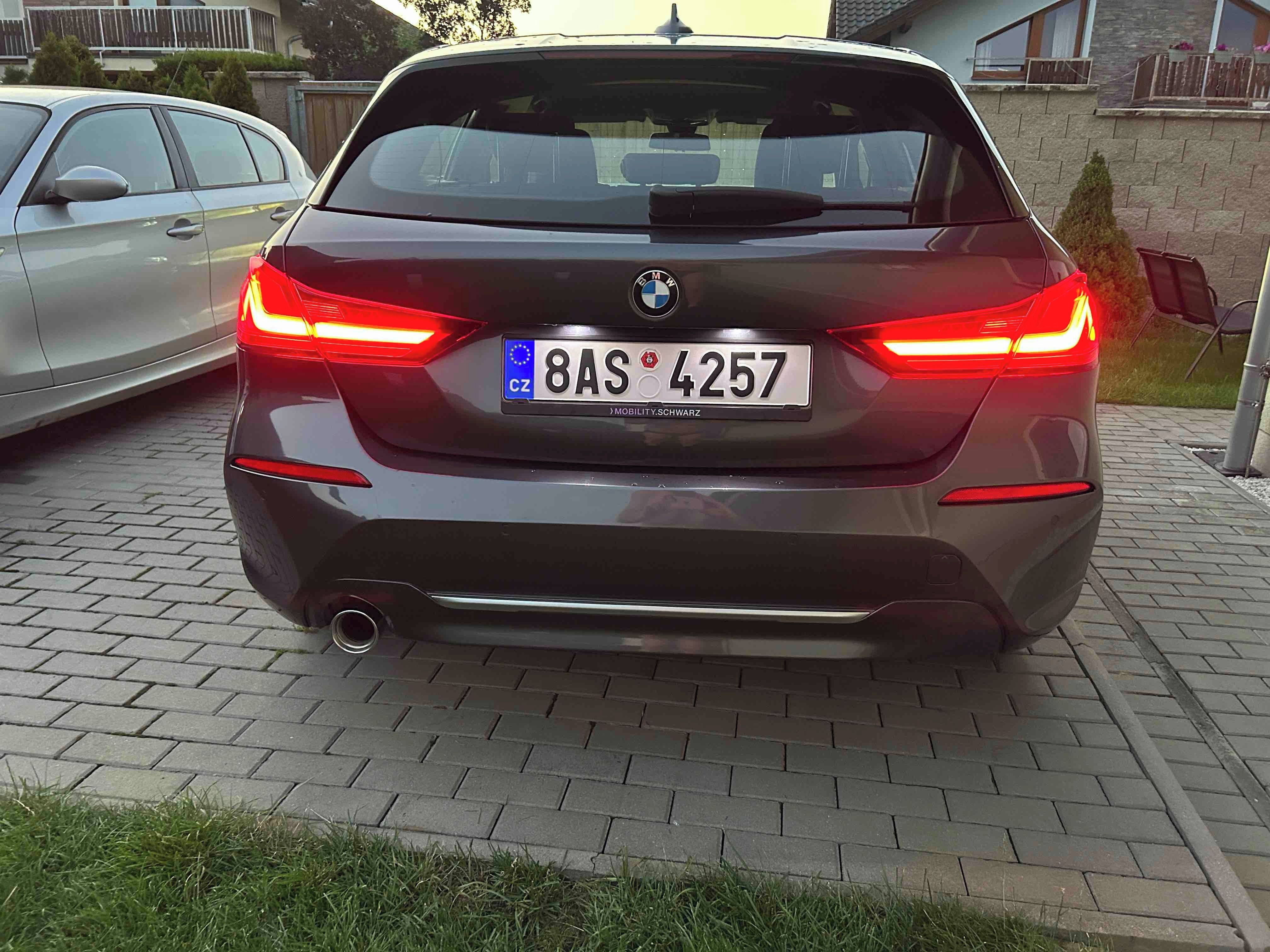 BMW Řada 1, Luxury Line Automat 116I - fotka 2