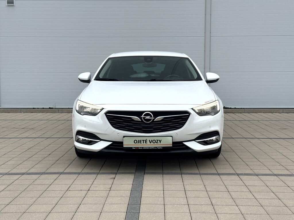 Opel Insignia, 1.6 CDTi 100 kW - fotka 2