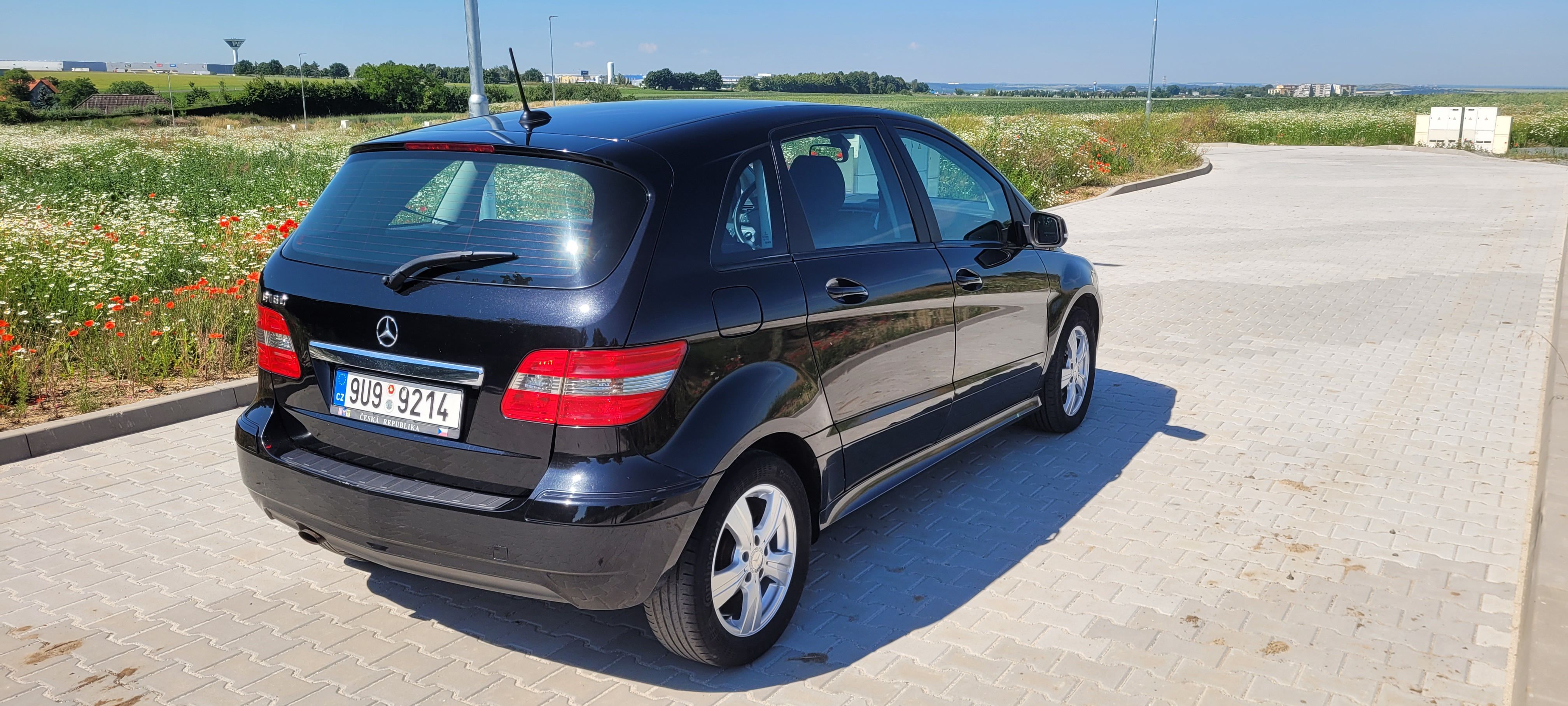 Mercedes-Benz Třídy B, Mercedes B-180 W245 - fotka 4
