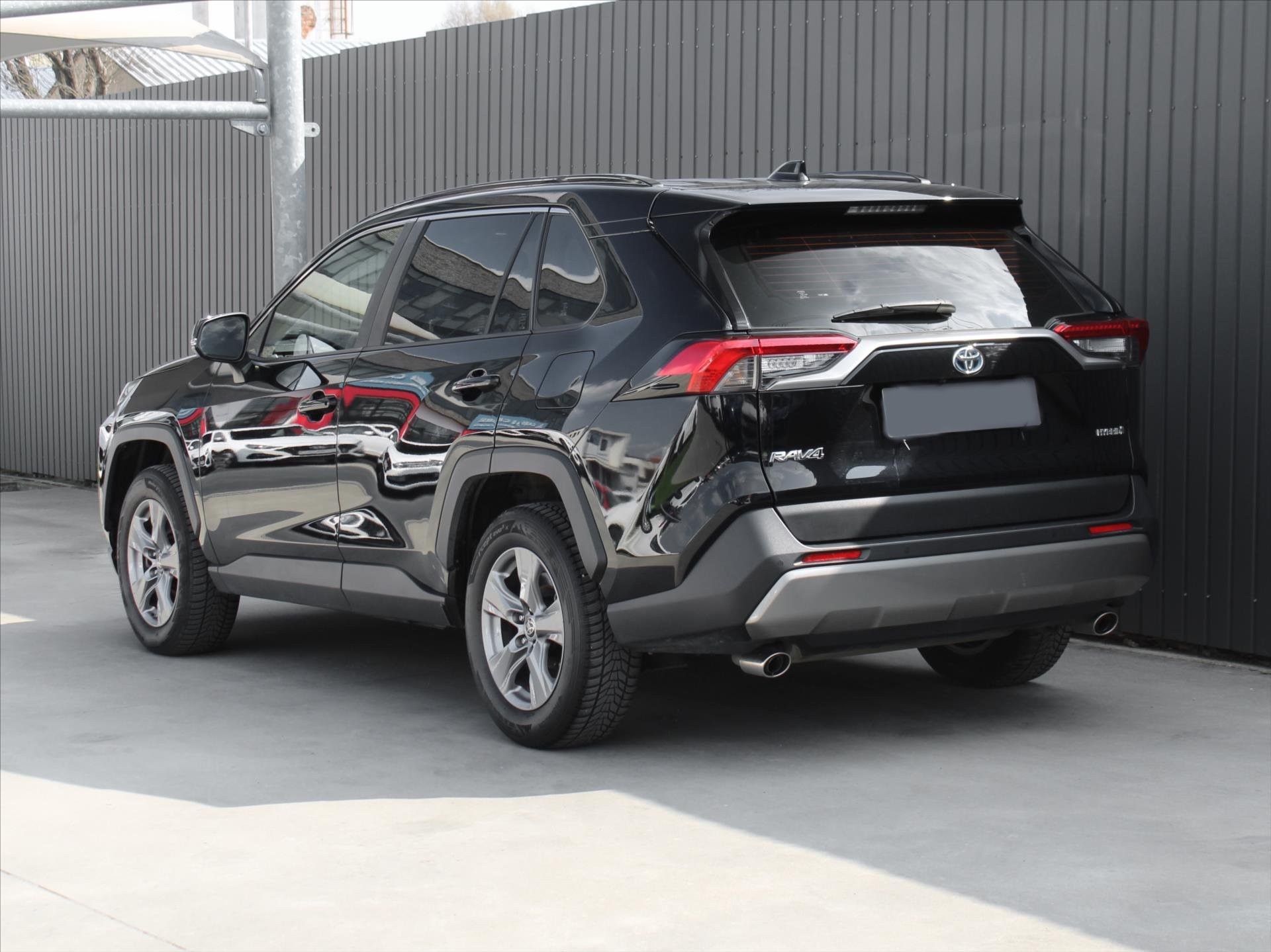 Toyota Rav4, Hybrid 4x4 Comfort - fotka 4