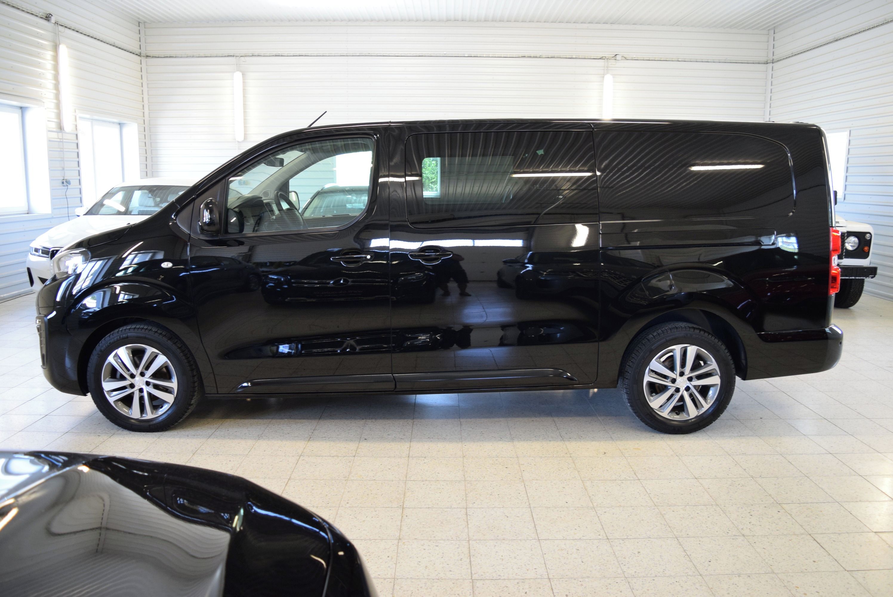 Peugeot Expert, 2.0 BHDI LONG 6 MÍST 2xB.DVEŘE - fotka 2