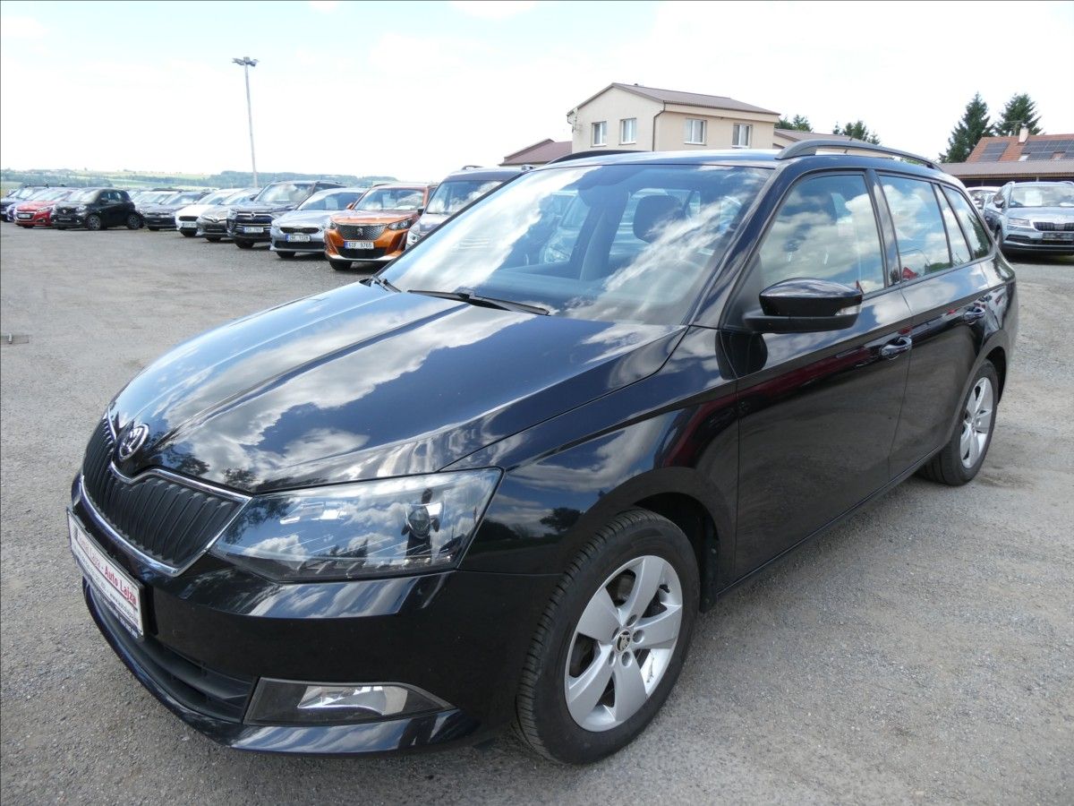 Škoda Fabia, 1,0 TSi 81kW STYLE DSG 2x kola - fotka 3