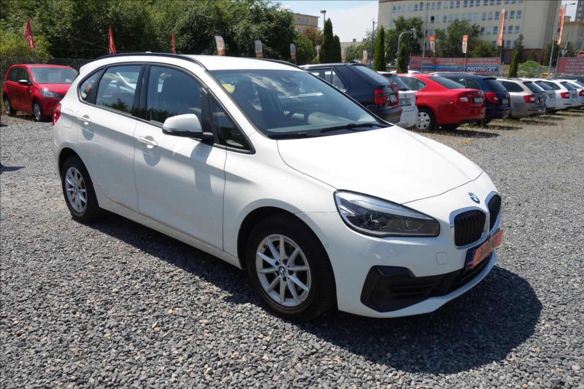 BMW Řada 2, 218d, ČR, 1 MAJ., SERV.KN.