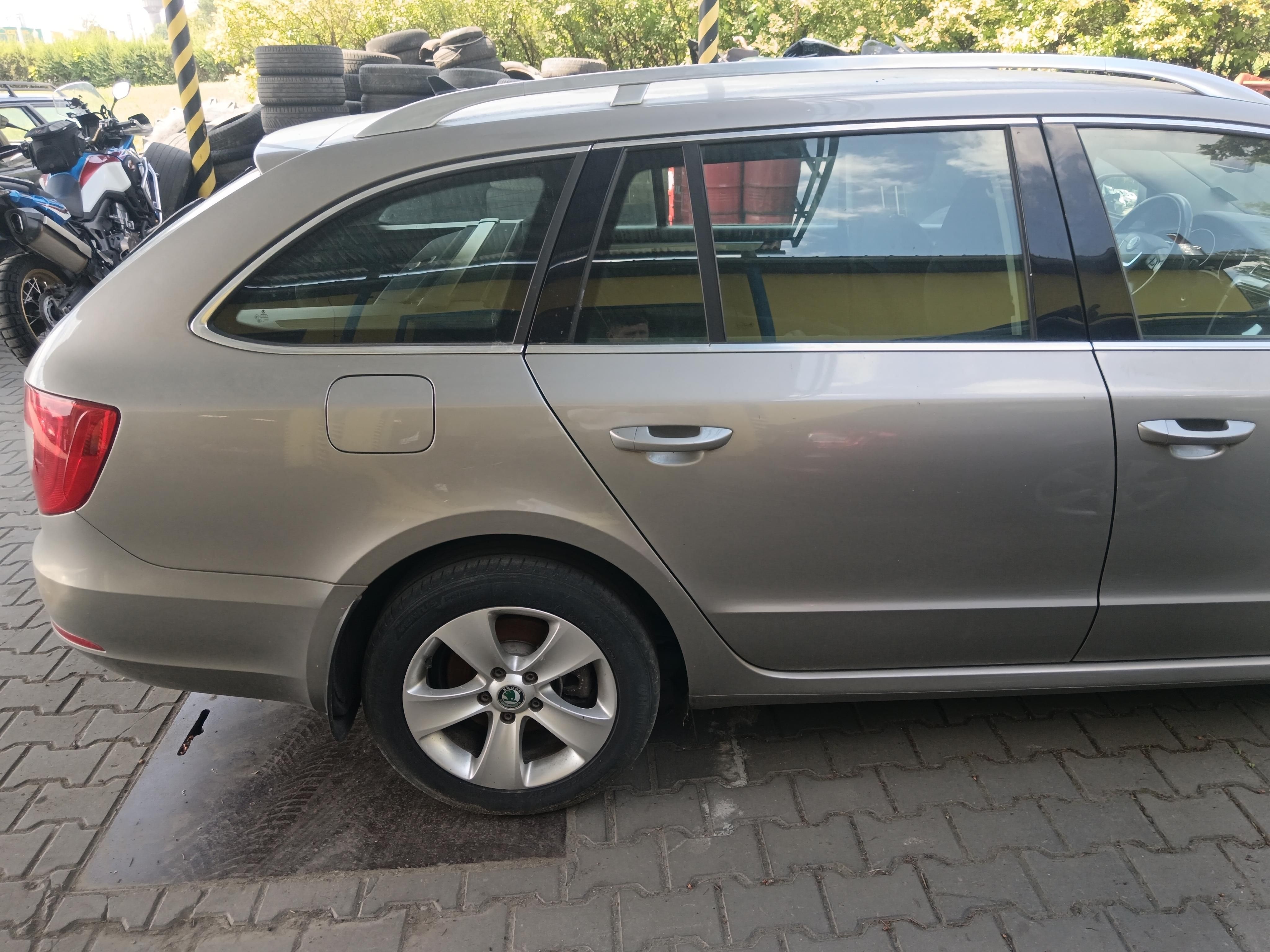 Škoda Superb, 103kW (dov.SRN) - fotka 5