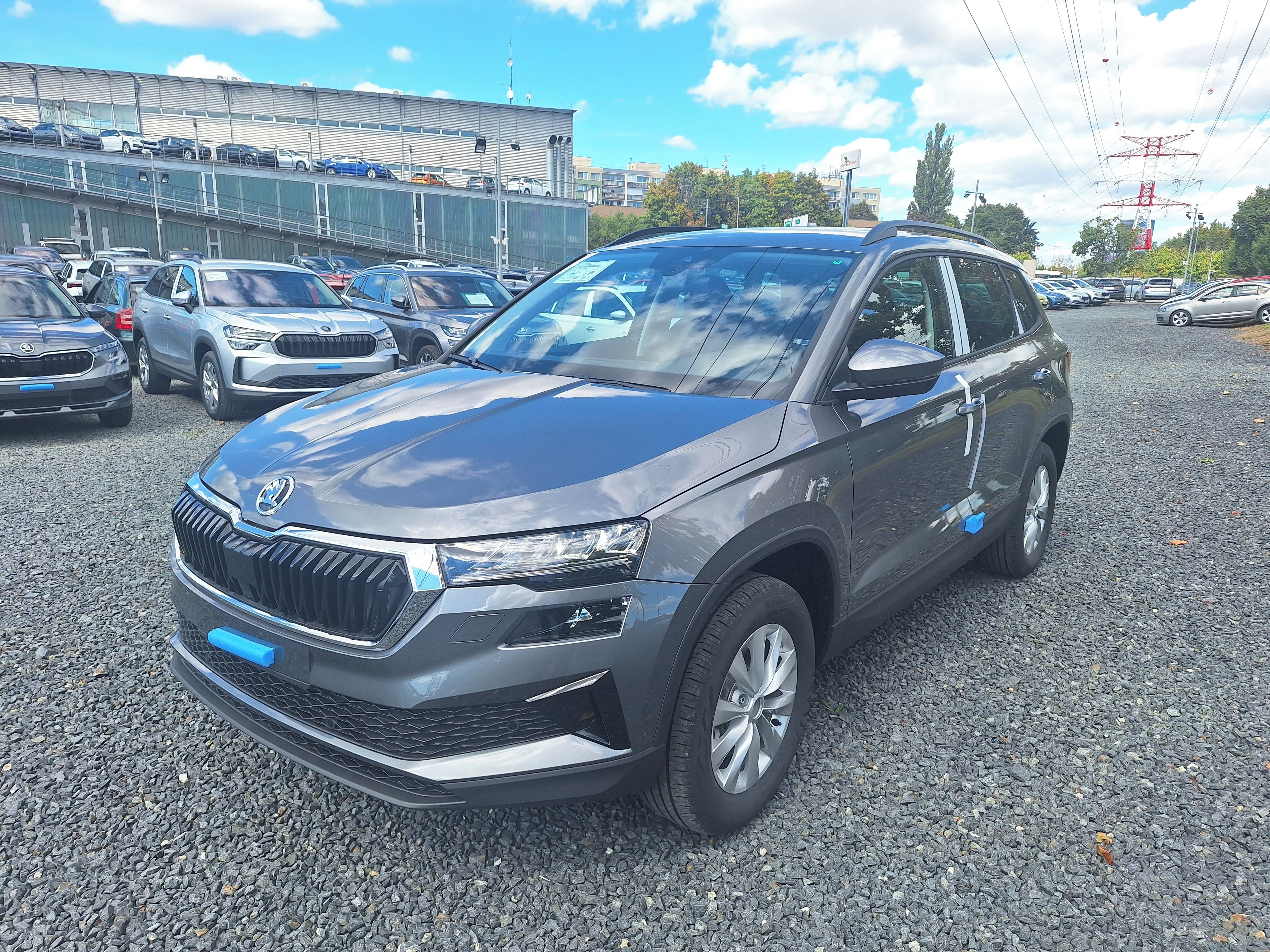 Škoda Karoq, CLASSIC 1.5TSI 110kW DSG| Tažn - fotka 3