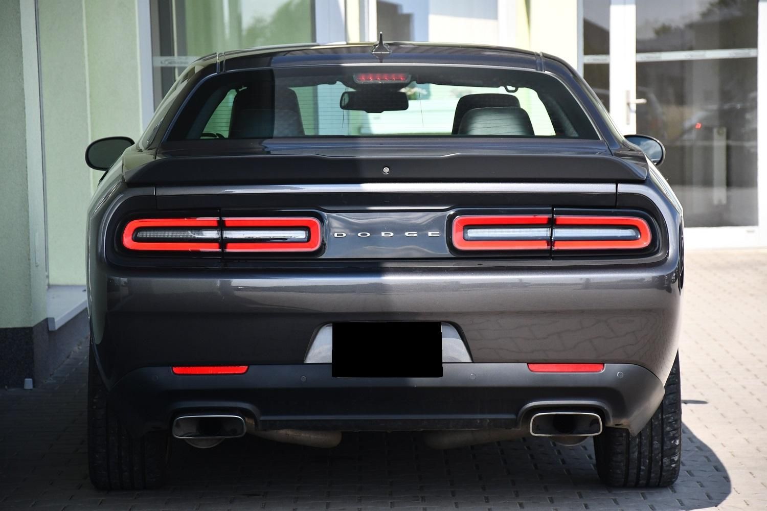 Dodge Challenger, 5.7 V8 HEMI - fotka 4