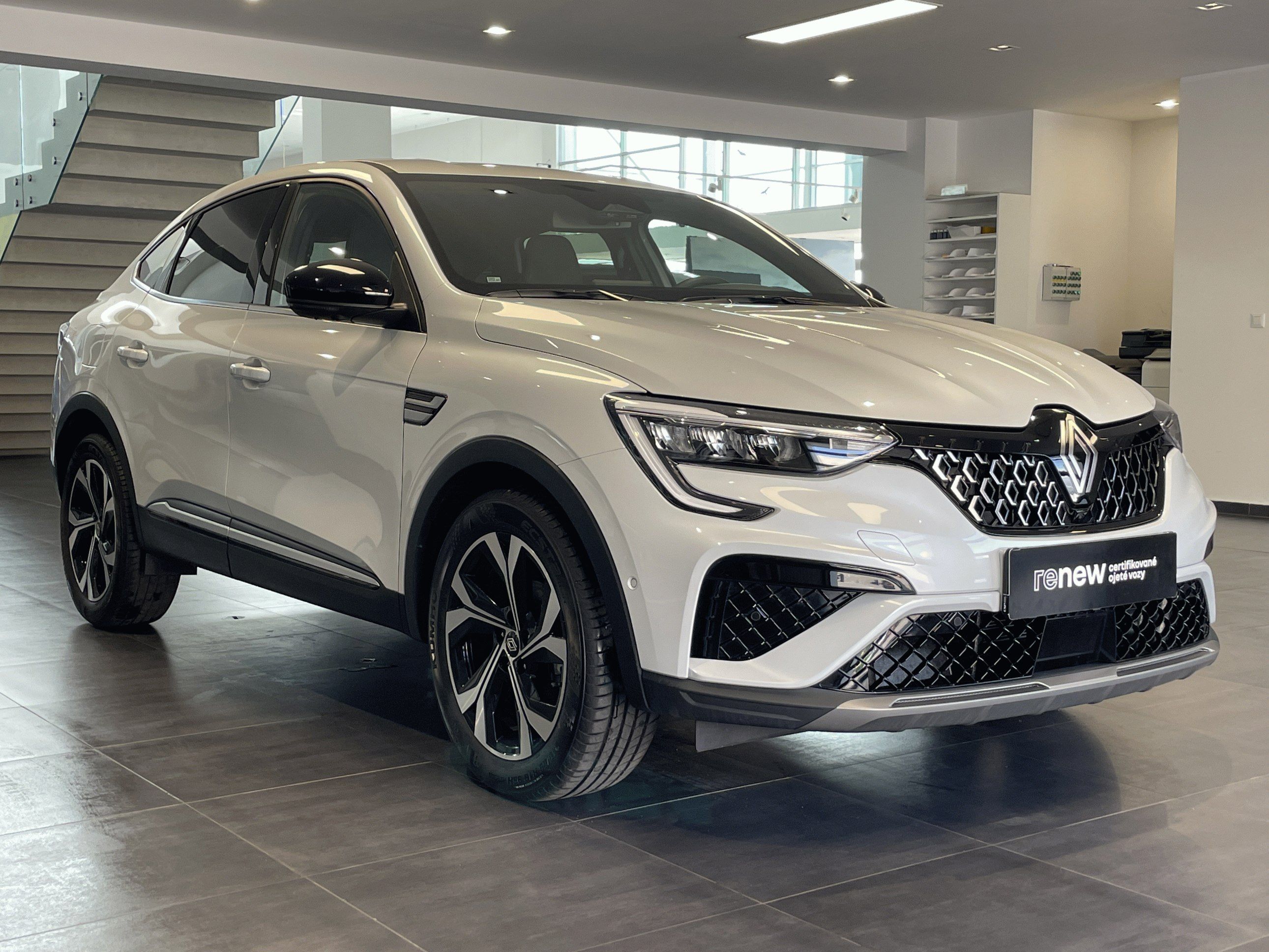 Renault Arkana, TECHNO 1,3TCe 140k EDC - fotka 6