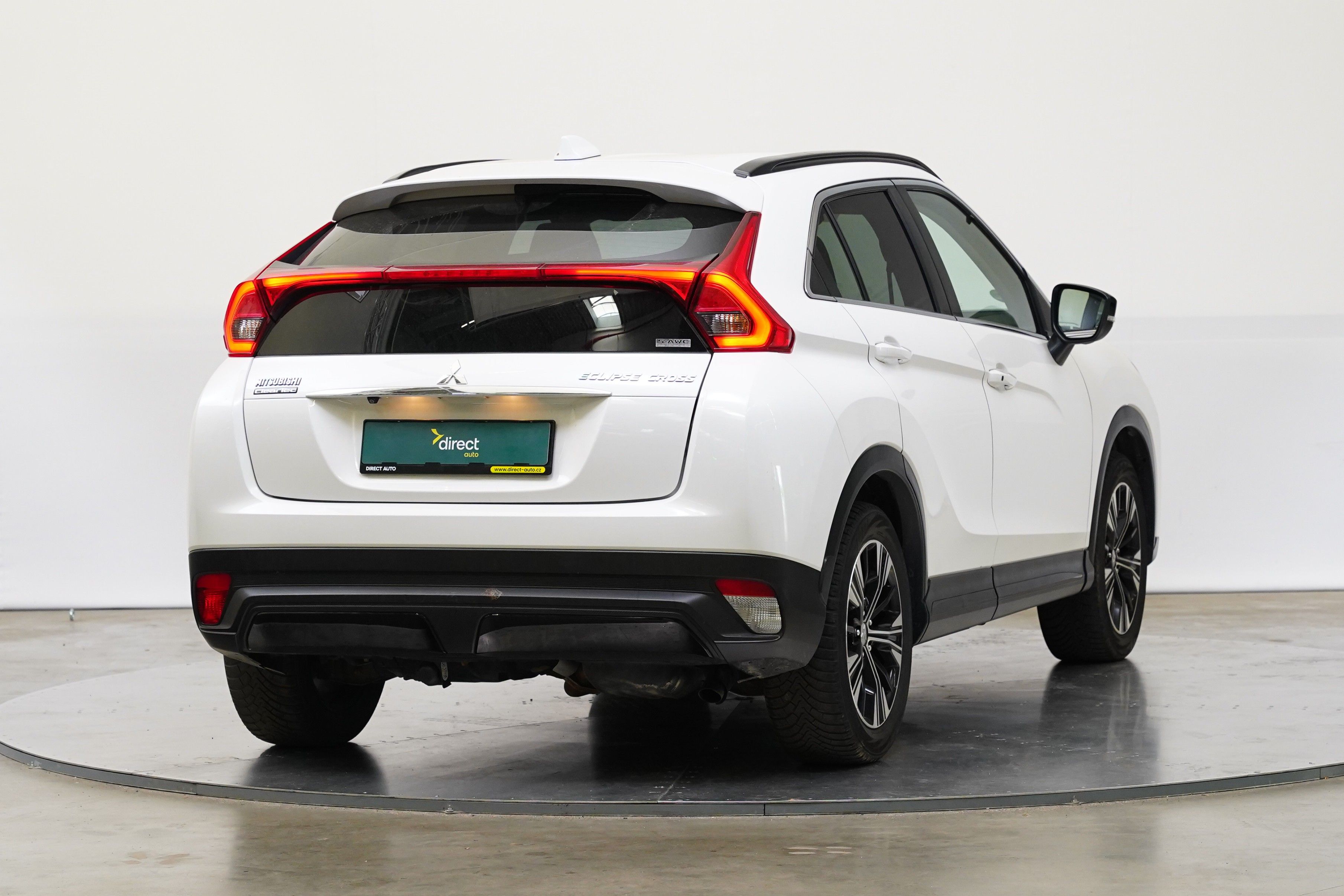 Mitsubishi Eclipse Cross, 2.3 d 109 kW - fotka 3