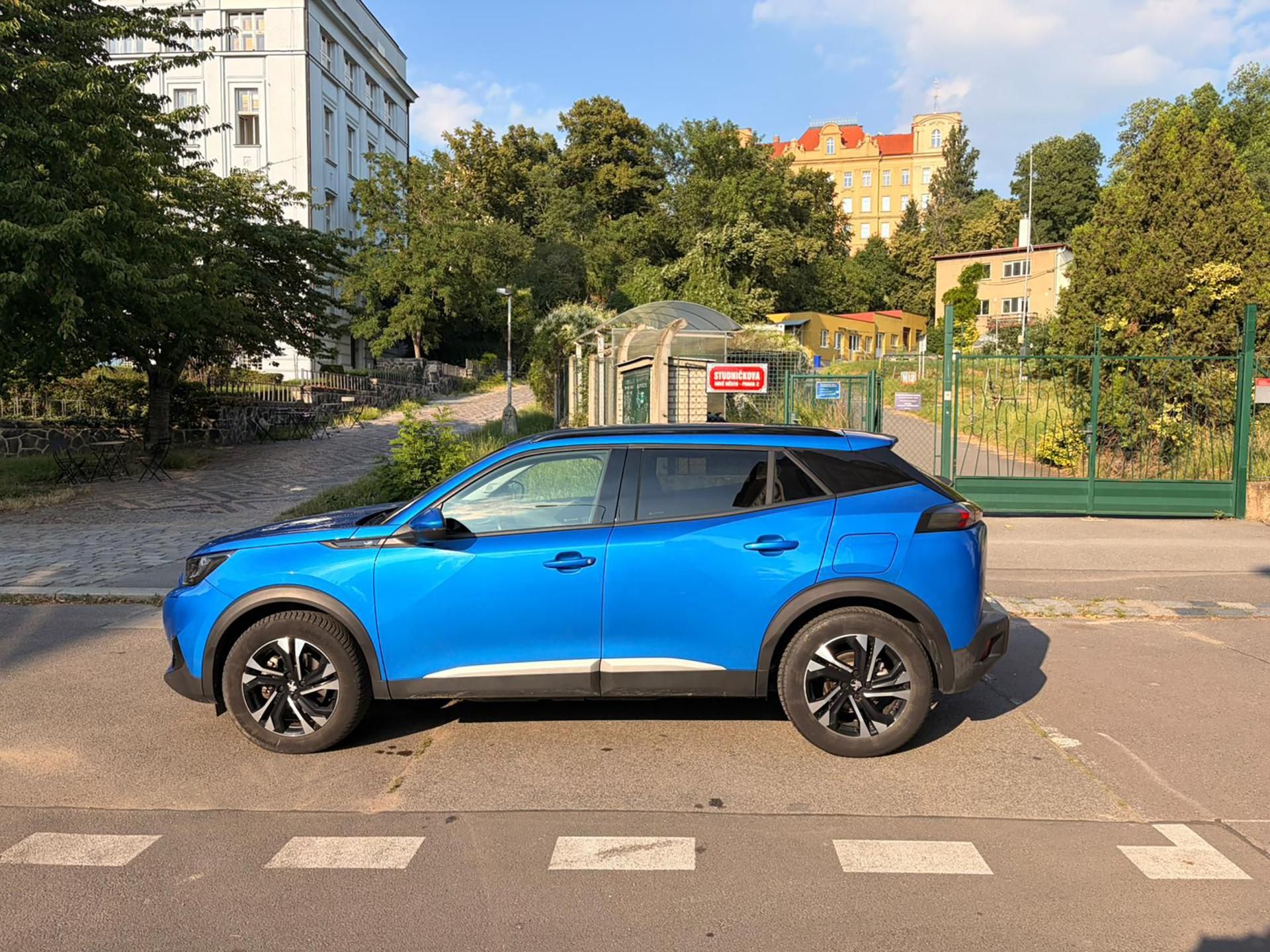 Peugeot 2008, e-2008 Allure Pack - fotka 4