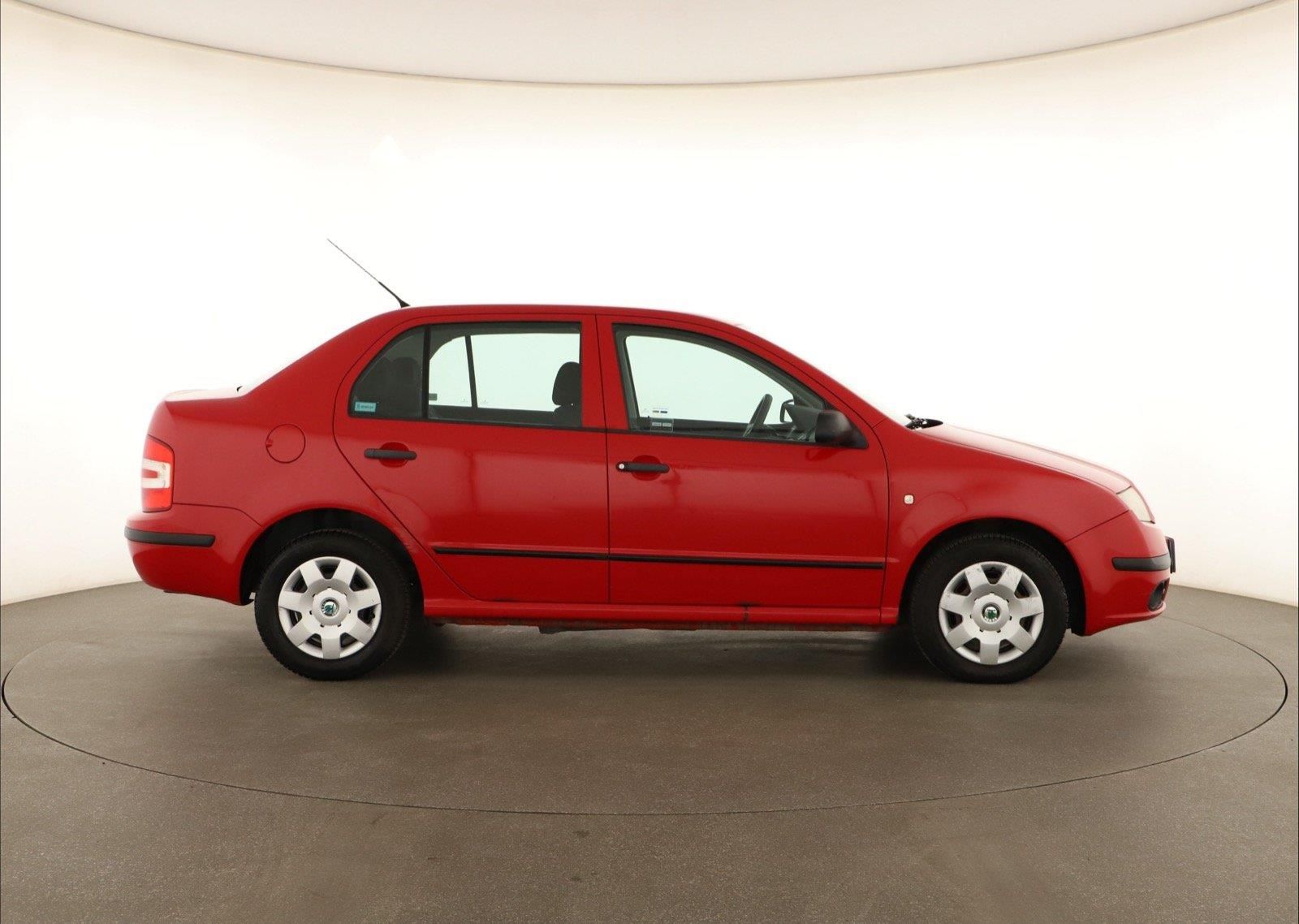 Škoda Fabia, 1.2, po STK, servisované - fotka 6