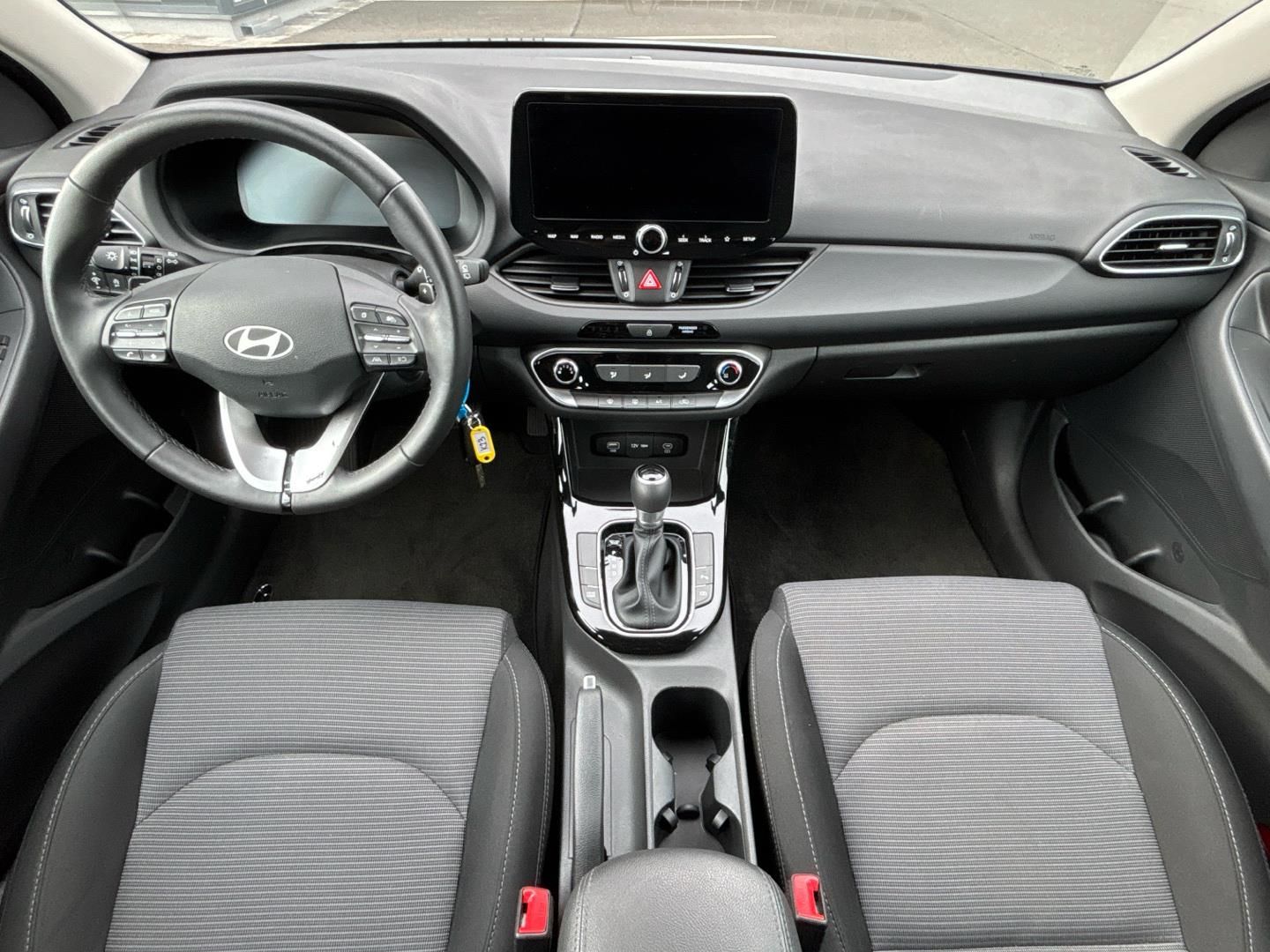 Hyundai i30, 1.5 T-GDI / 103 kW Smart DCT - fotka 5