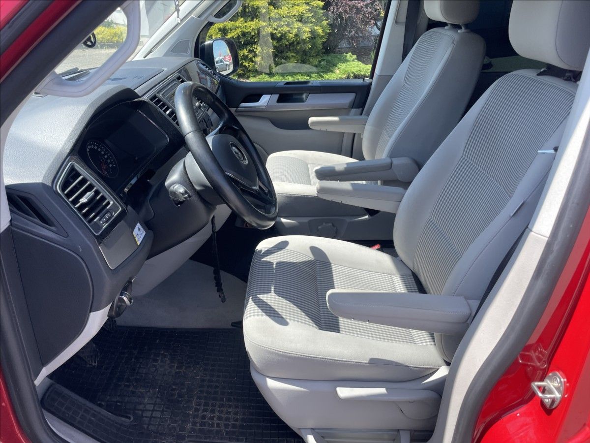 Volkswagen California, 2,0 TDi 110kw Bluemotion Tažné - fotka 6