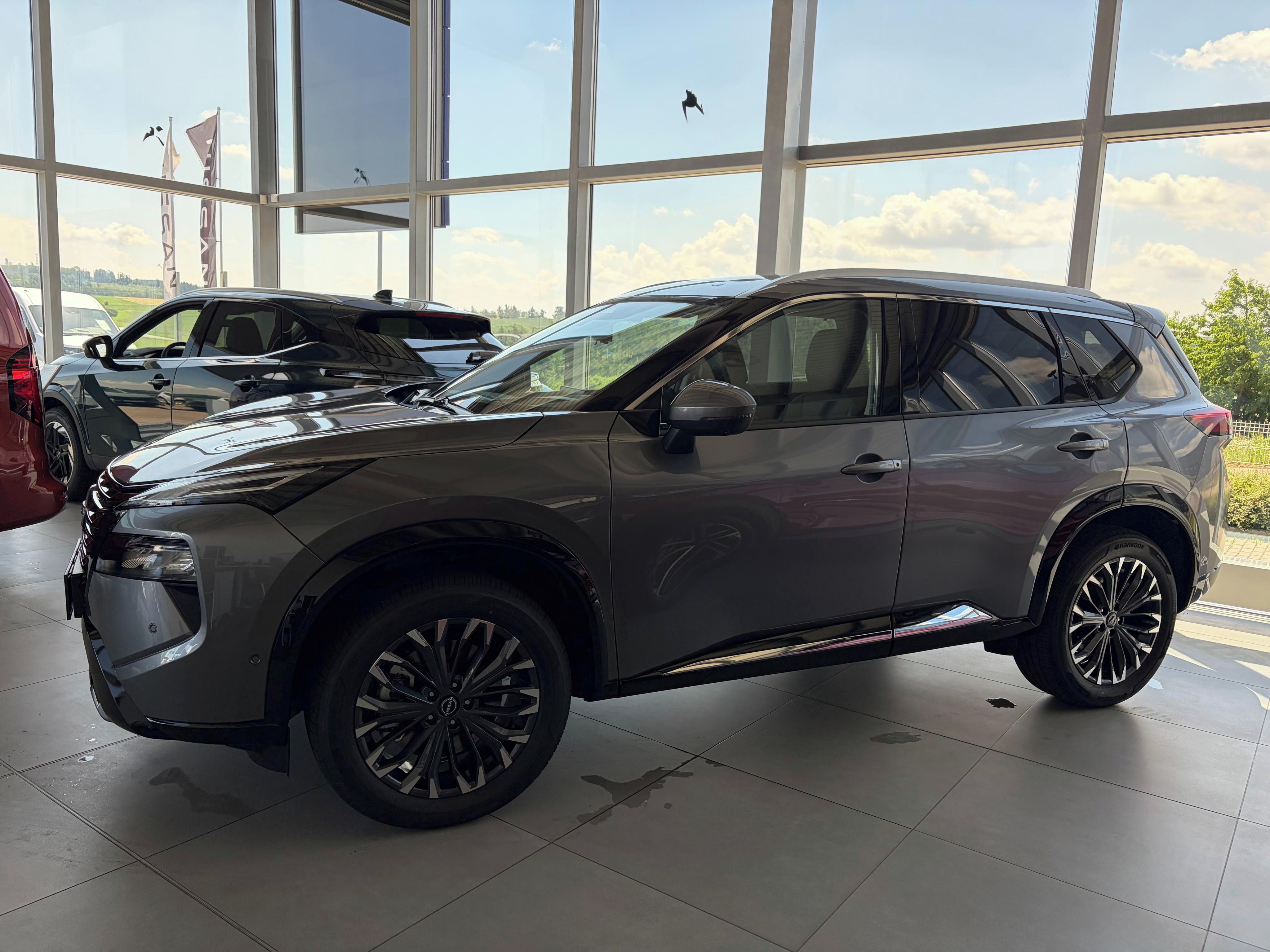 Nissan X-Trail, e-POWER e-4ORCE TEKNA 157kW - fotka 4