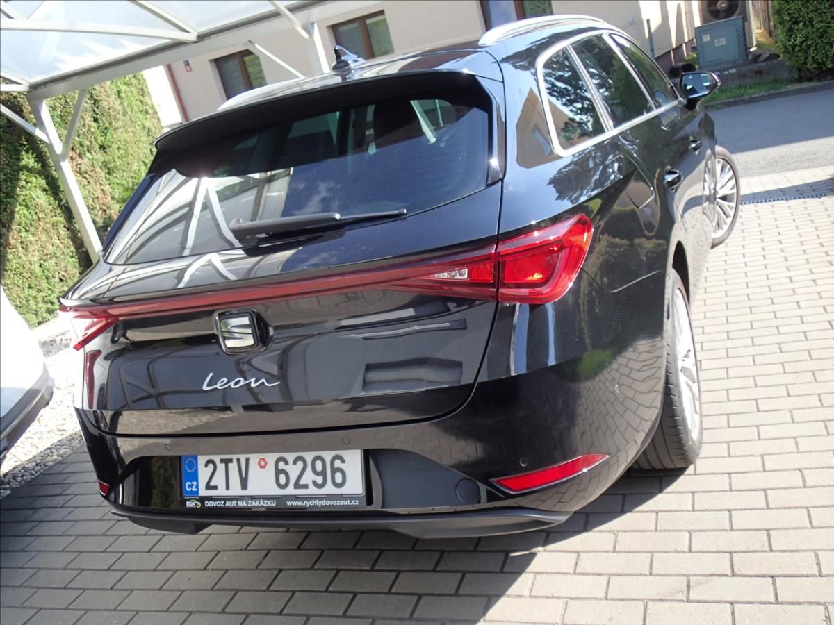 Seat Leon, 1,5 eTSI,Execelent,DSG,Tažné - fotka 6
