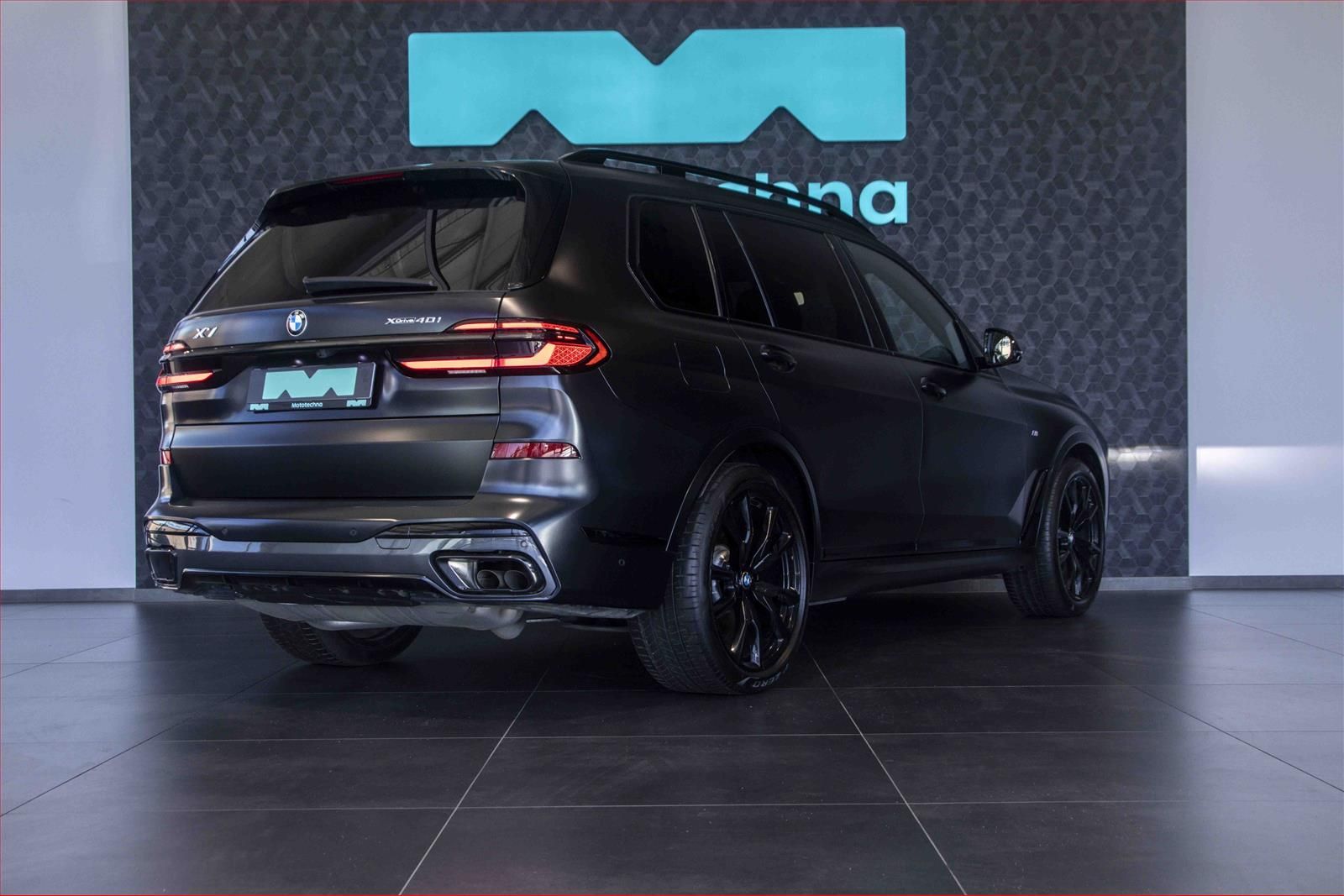 BMW X7, xDrive40i, Vzduch, 7Míst - fotka 5