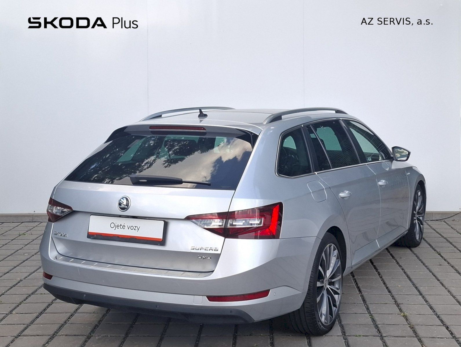 Škoda Superb, 2.0TDI 140kW 4x4 L&K DSG - fotka 2