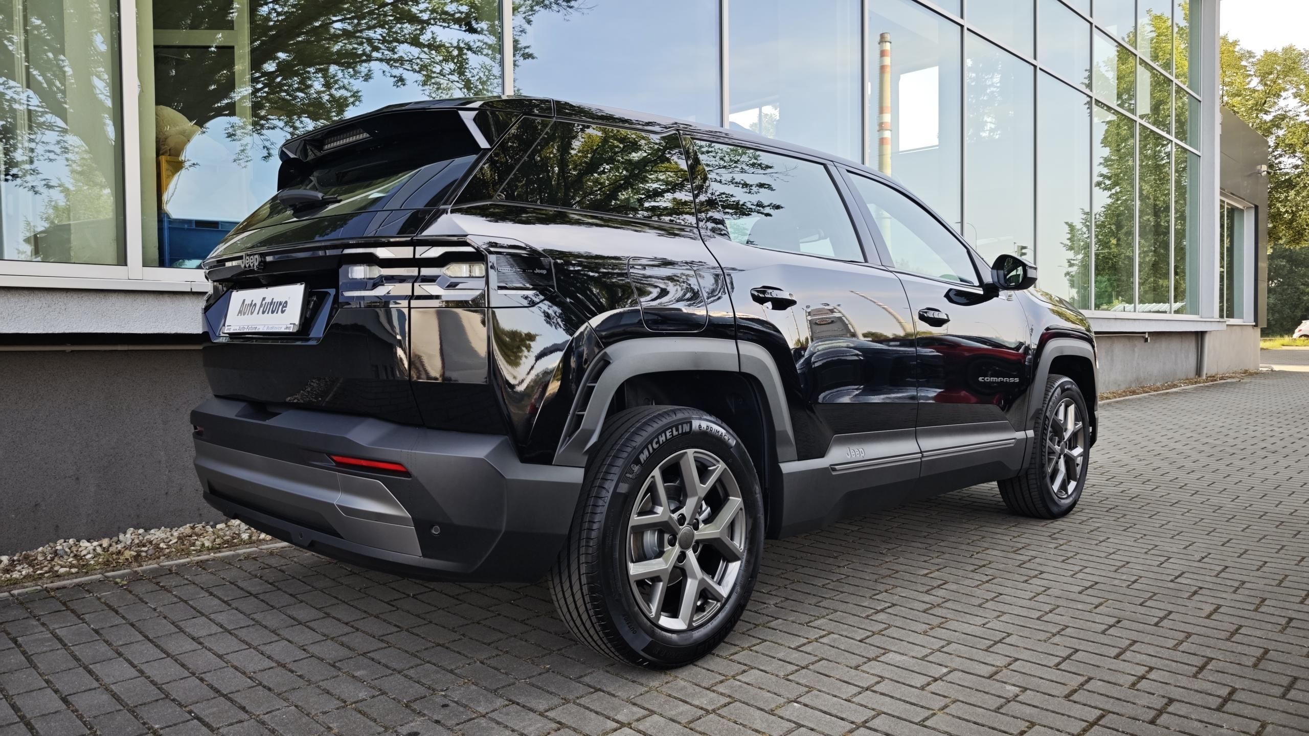 Jeep Compass, Altitude hybrid 145PS automat - fotka 3