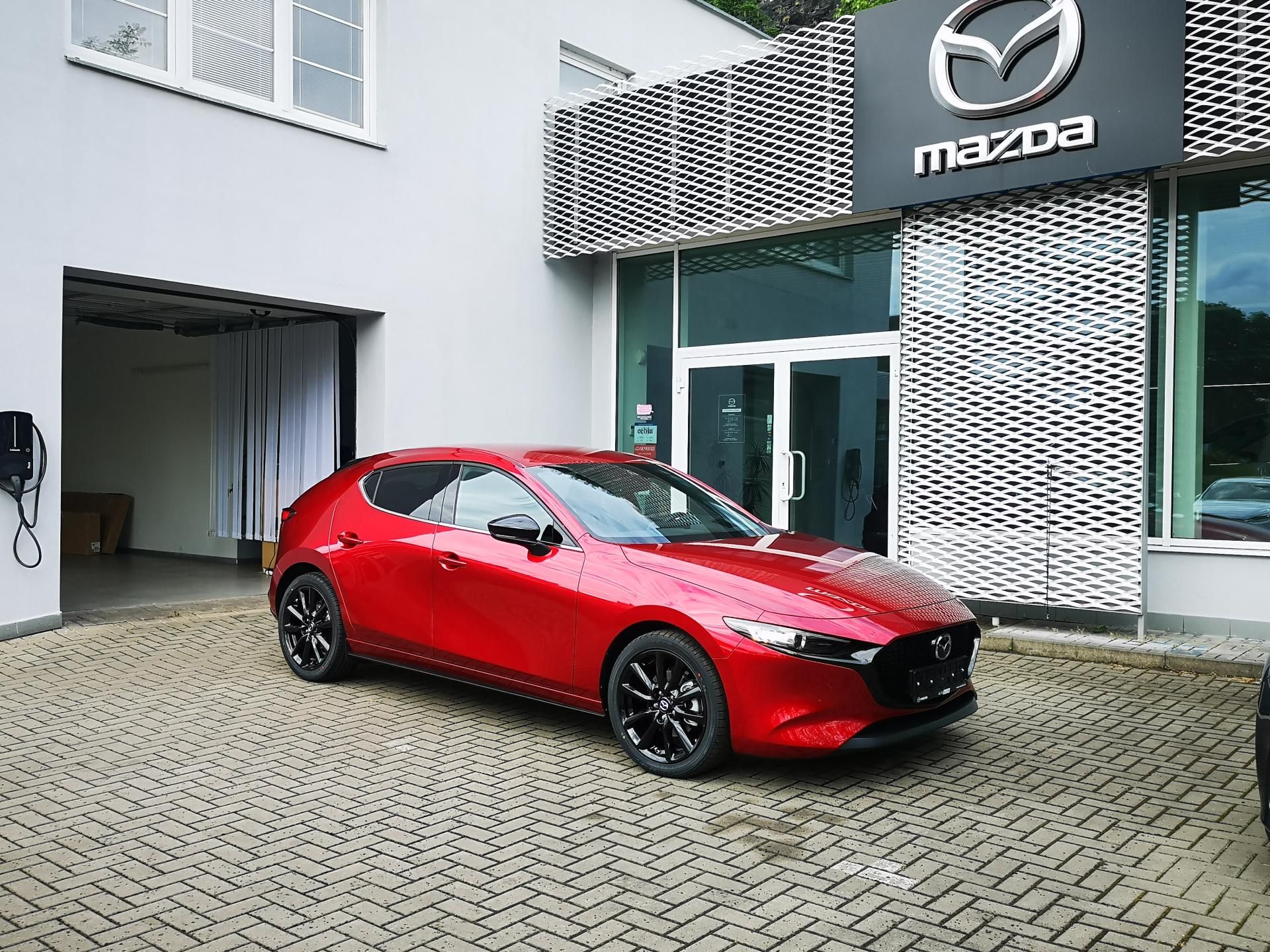 Mazda 3, 2.0i X186k - Homura, 1.maj.ČR